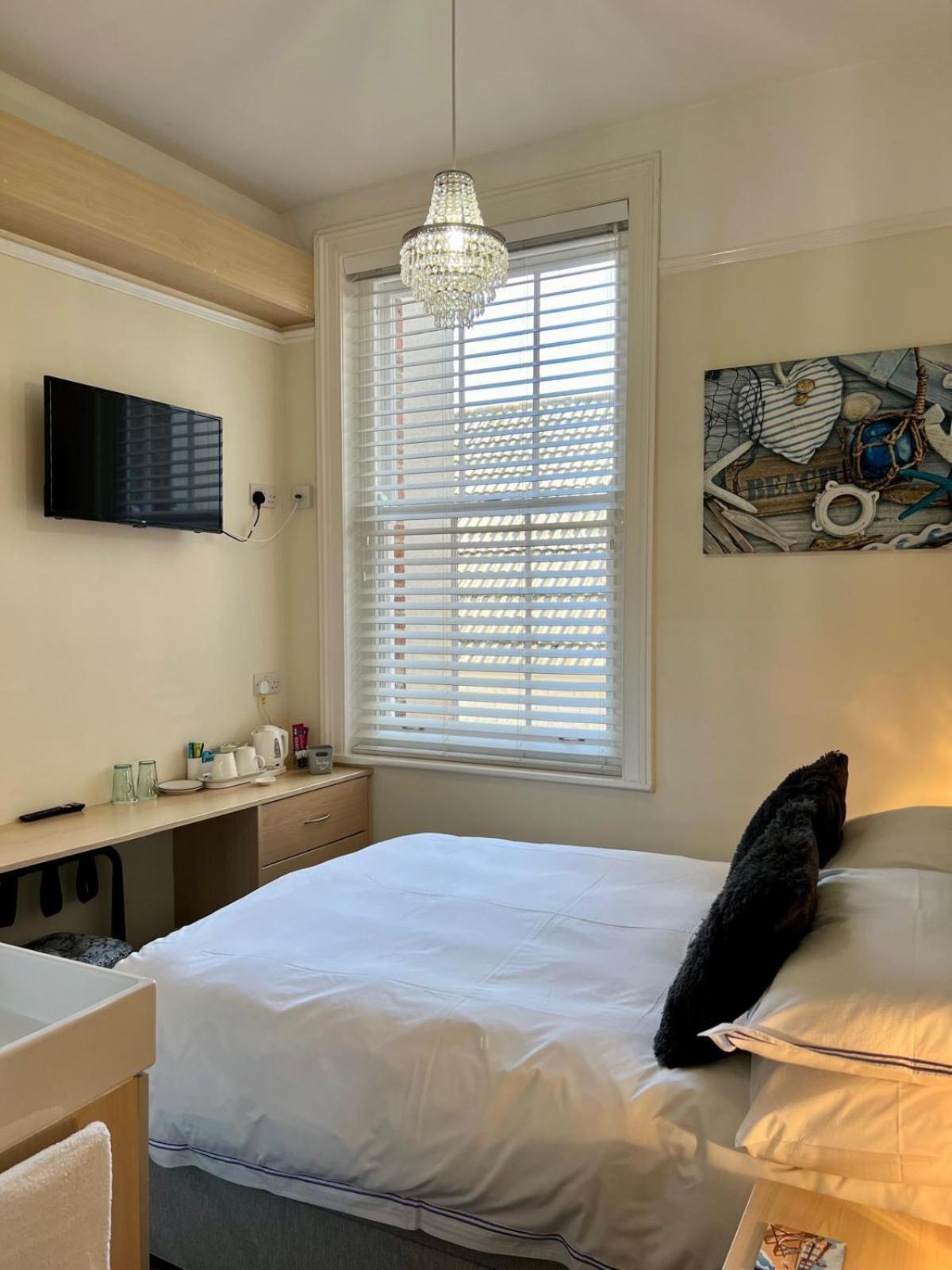 Standard Double Room photo 1