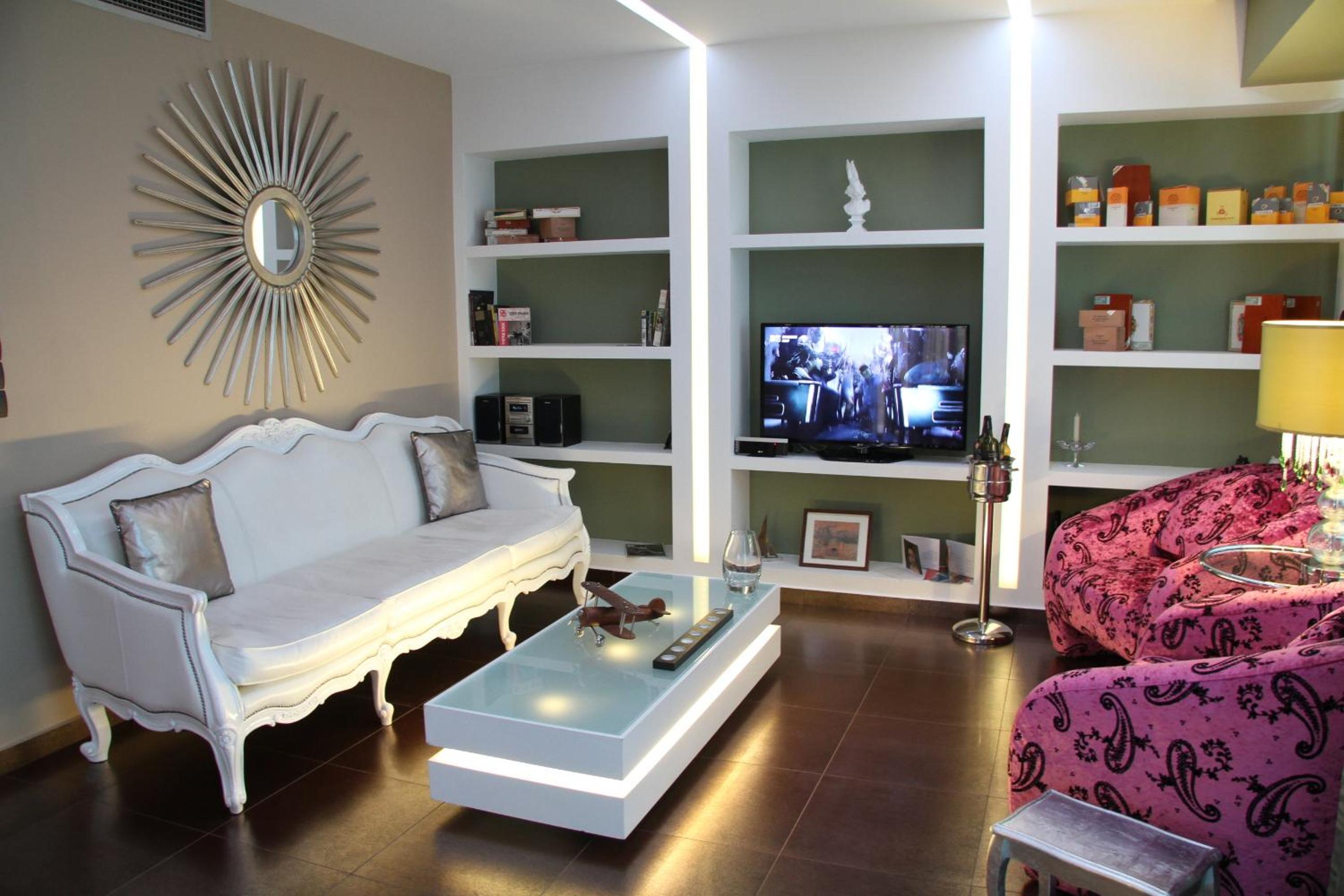 Superior One-Bedroom Apartment photo 1