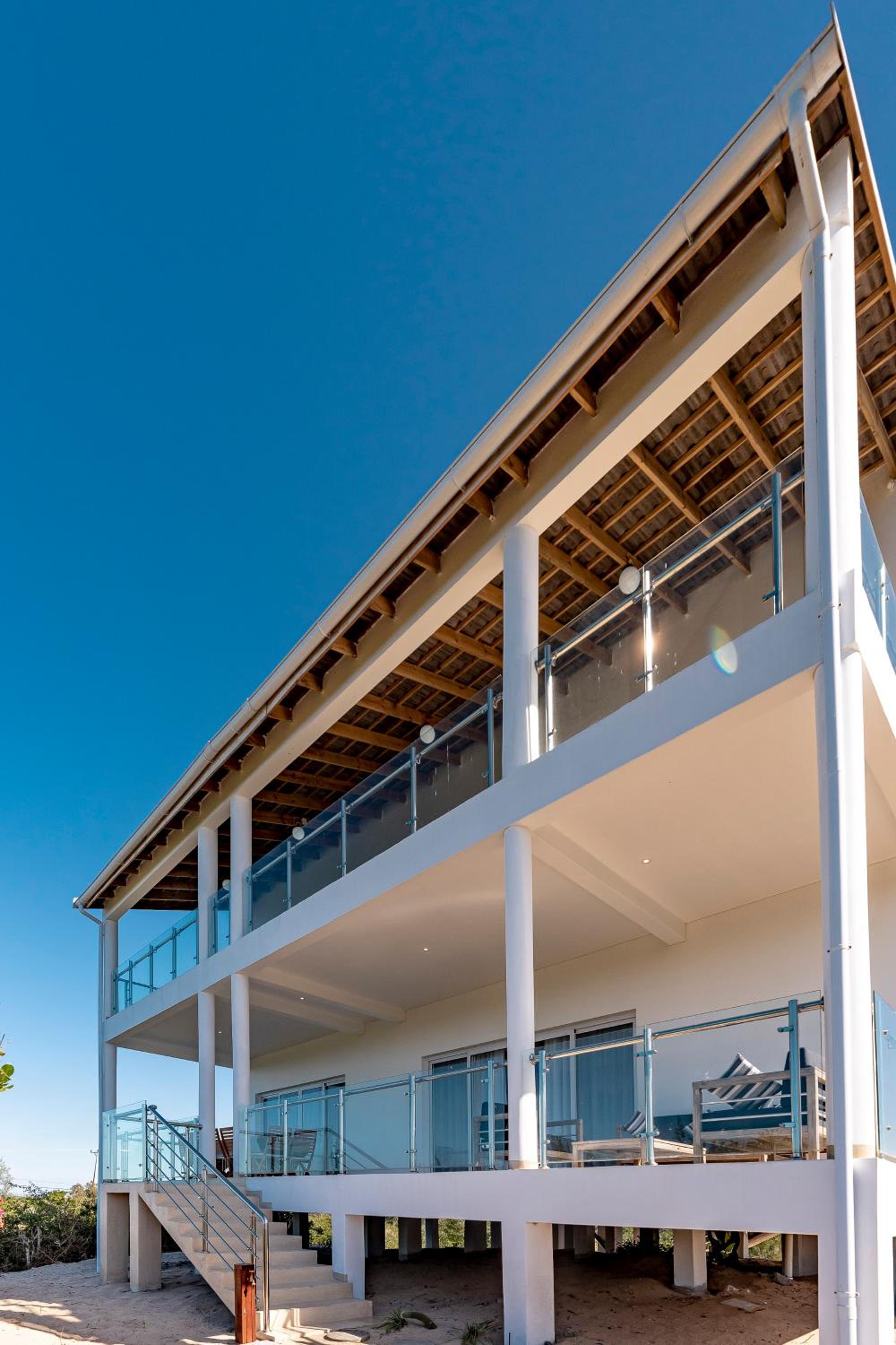 Three-Bedroom Villa photo 1
