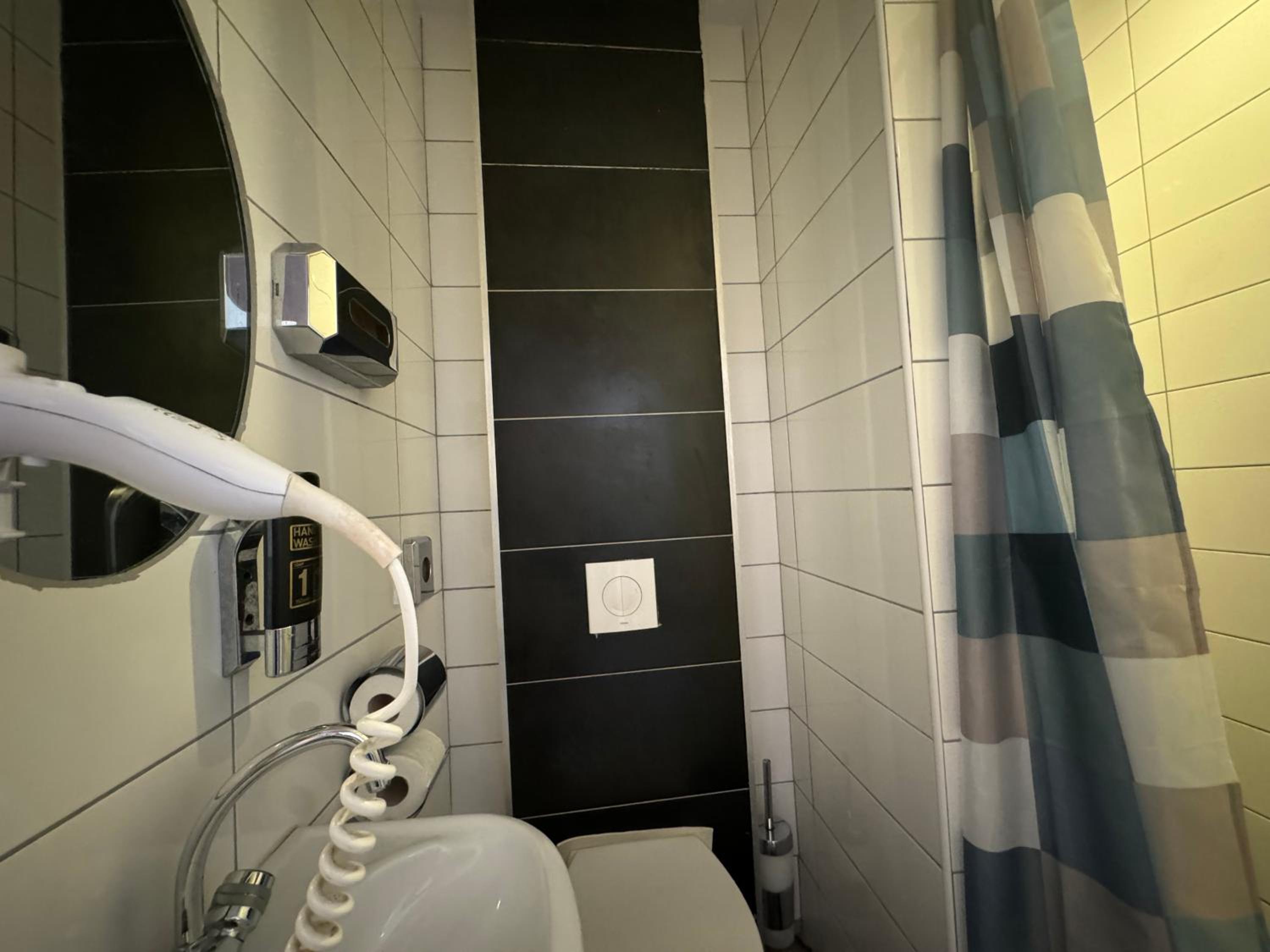 Double Room with Balcony photo 3