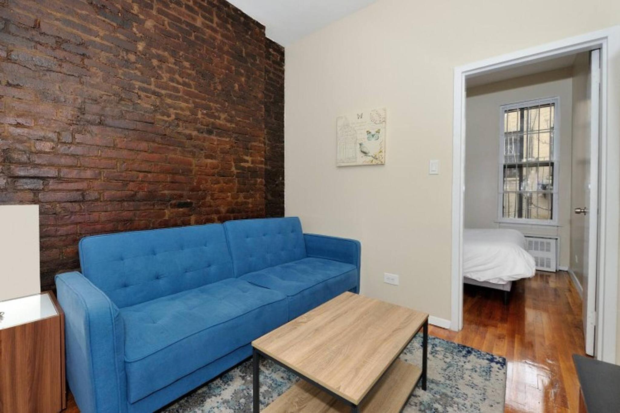 Apartment photo 2