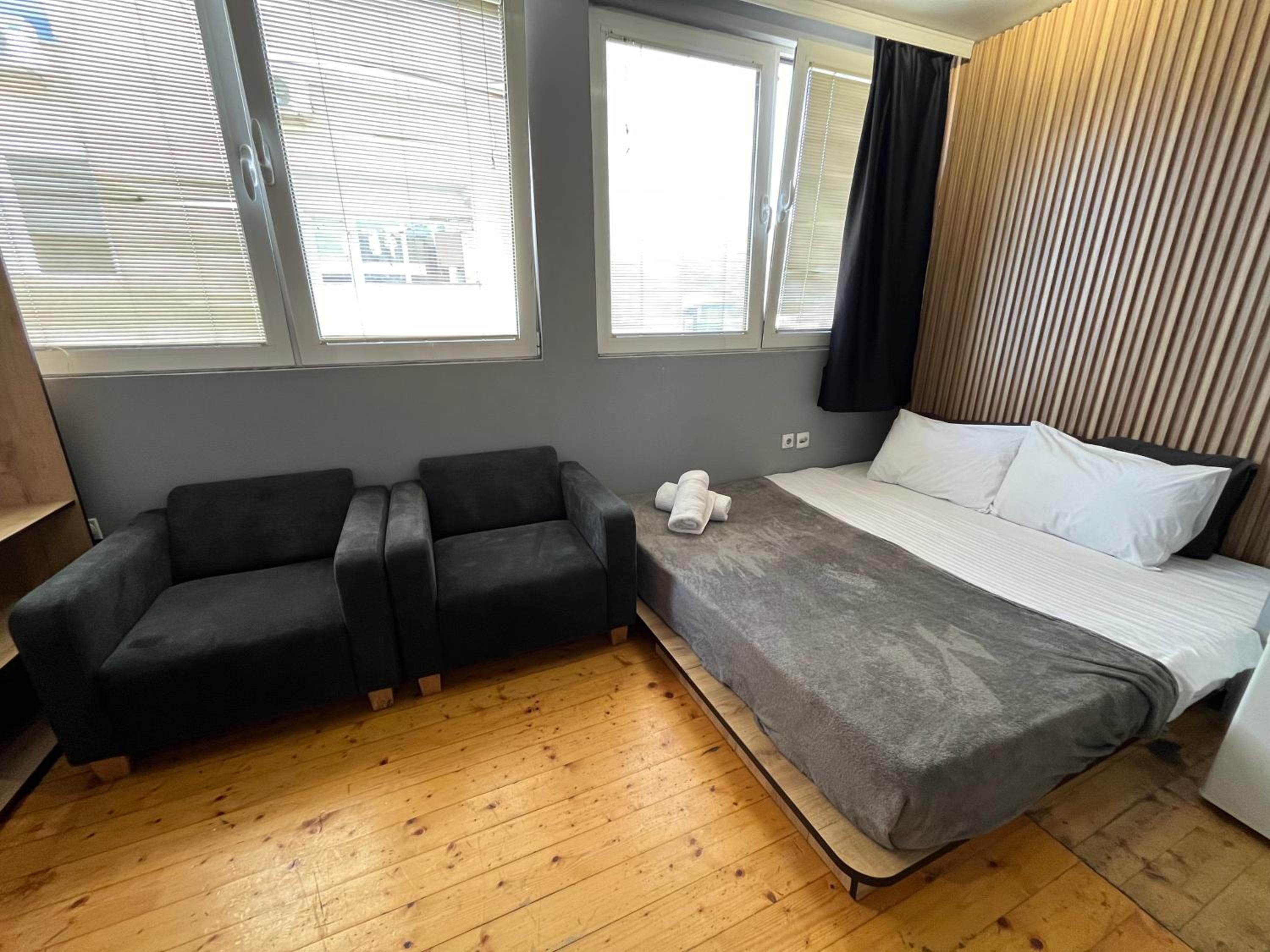 Double Room with Private Bathroom photo 1
