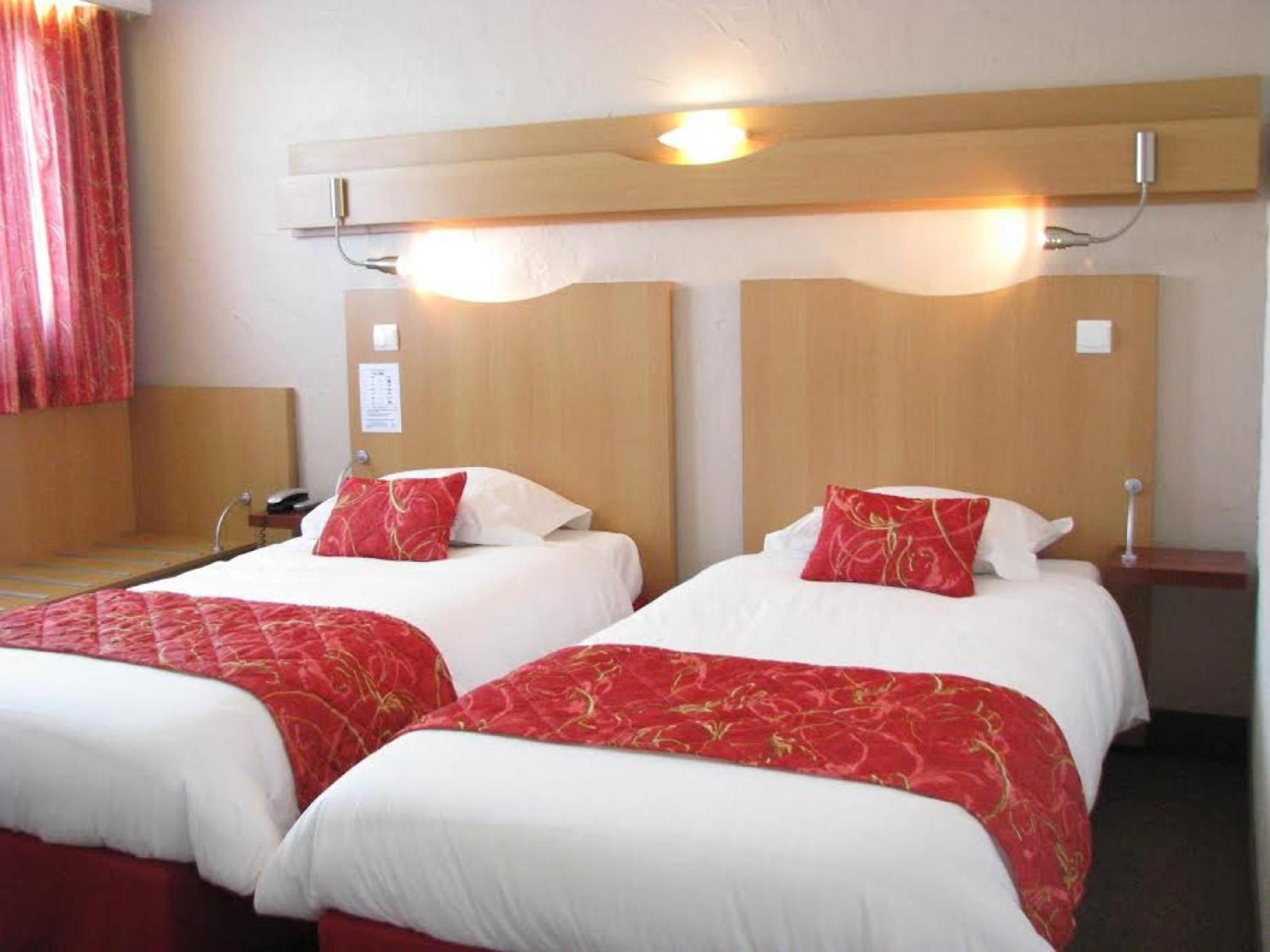 Twin Room - 2 Separated Beds - Photo 1
