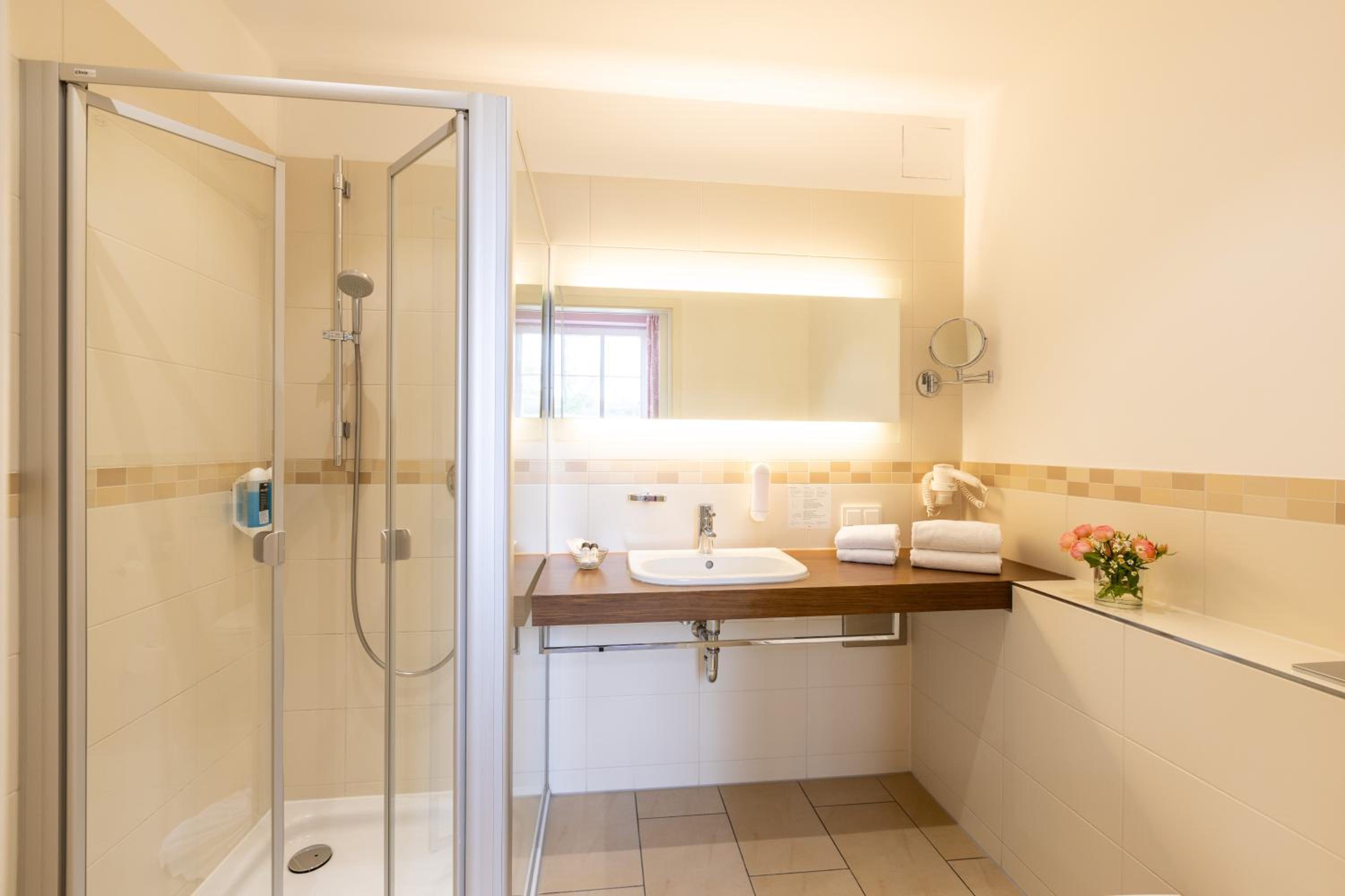 Maisonettezimmer mit Seeblick photo 3