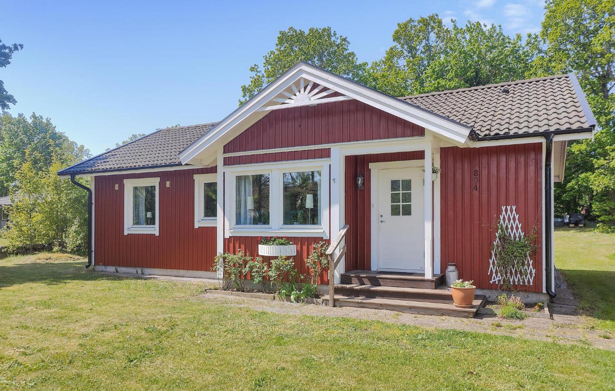 Two-Bedroom Holiday Home photo 2