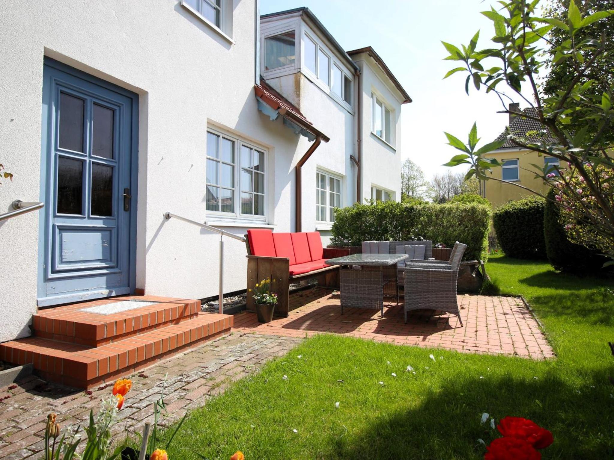 Two-Bedroom Apartment with Terrace photo 3