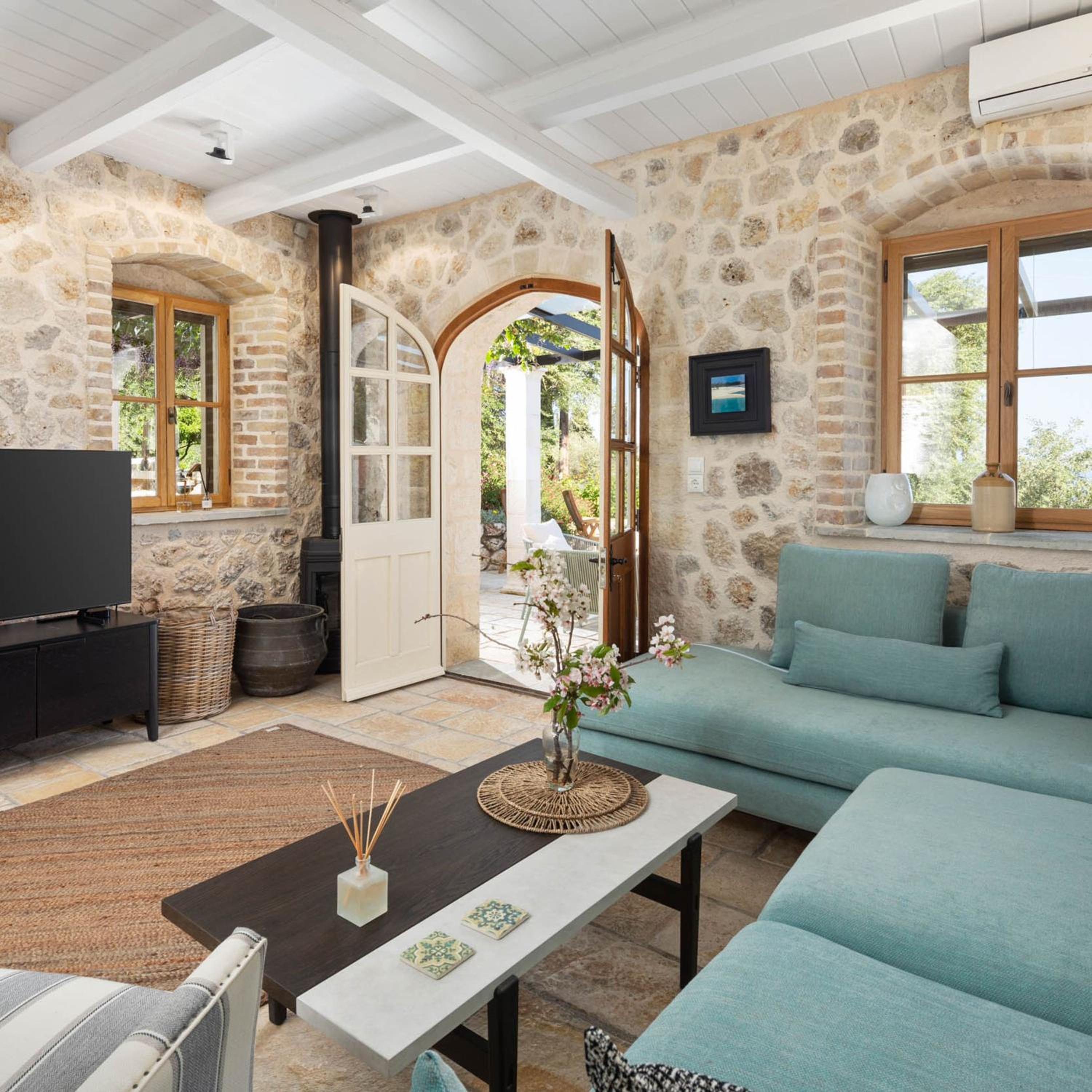 Villa with Sea View photo 2