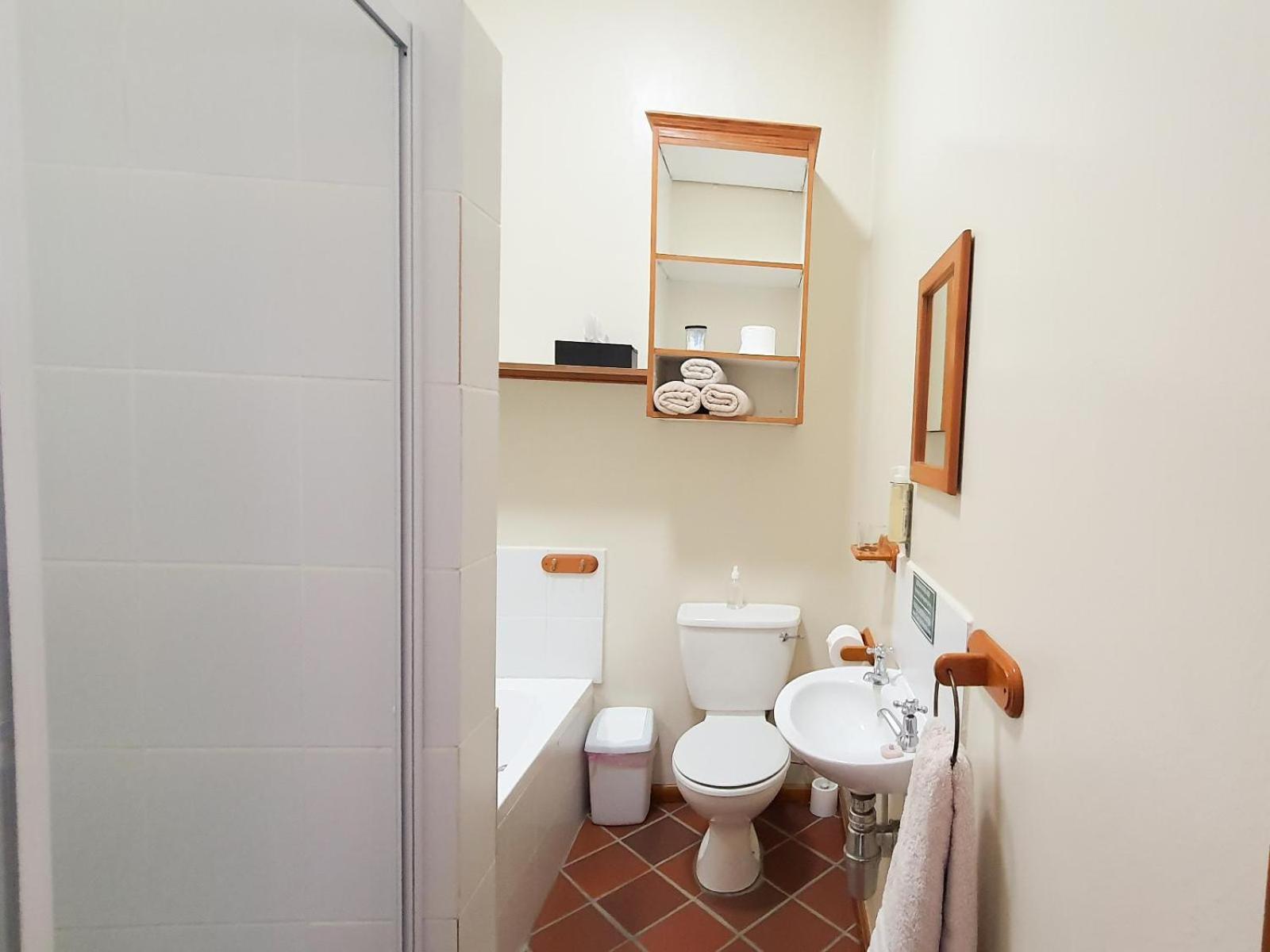 Deluxe Twin Room - Photo 2