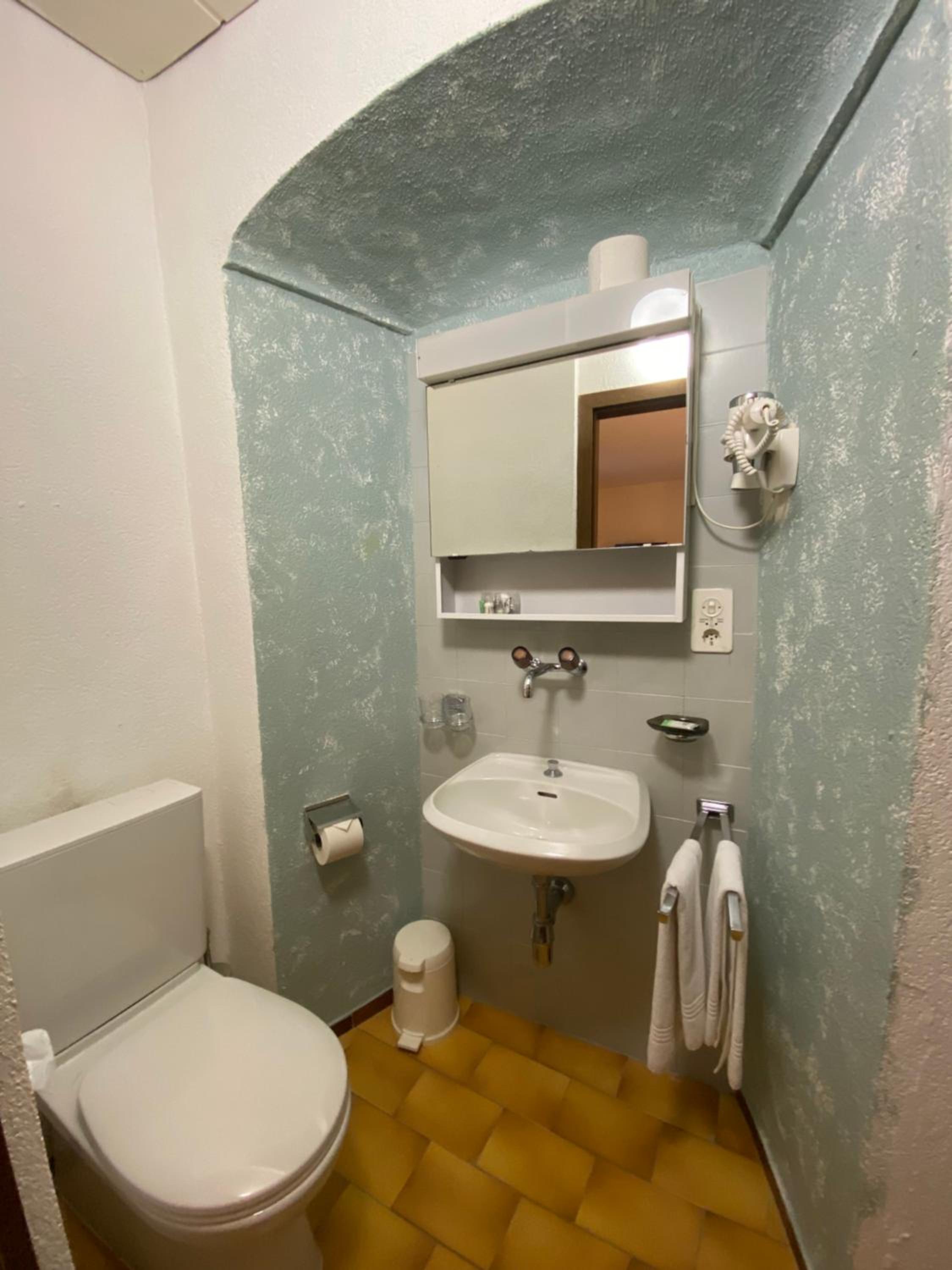 Studio Apartment photo 3