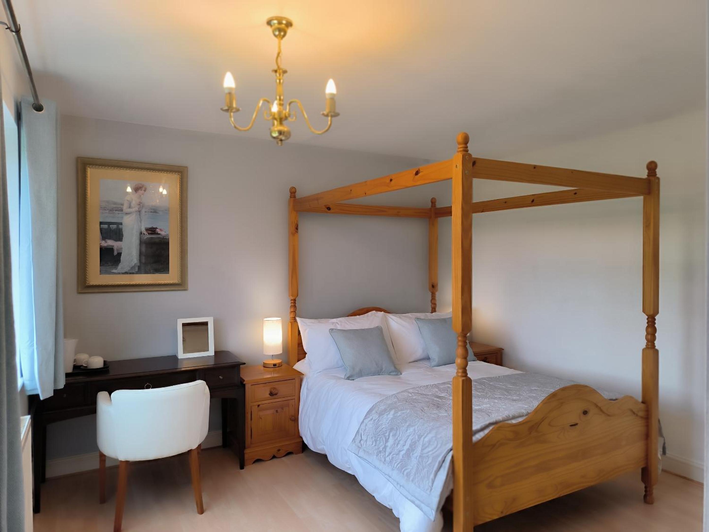 Deluxe Double Room with Shower photo 2
