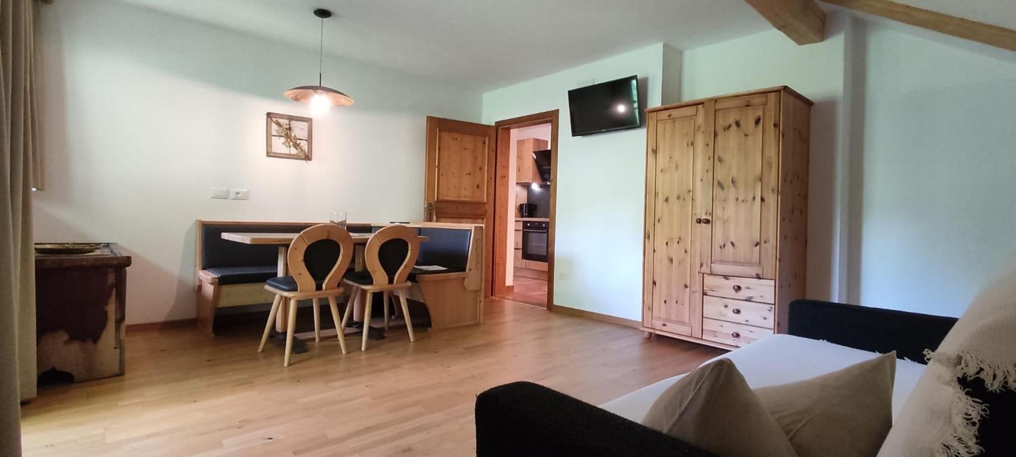 Apartment with Mountain View photo 1