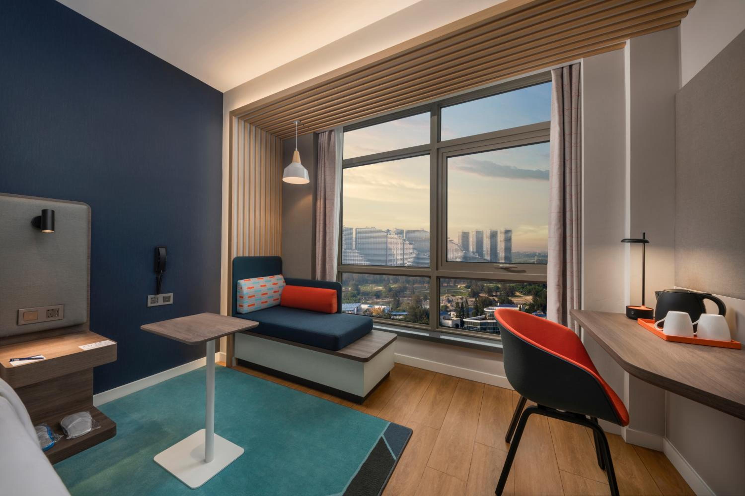 Standard Twin Room - Photo 2