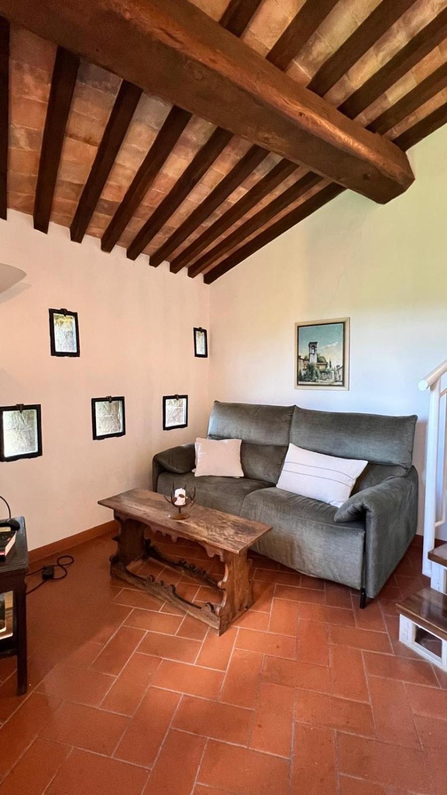 Apartment - Split Level photo 2