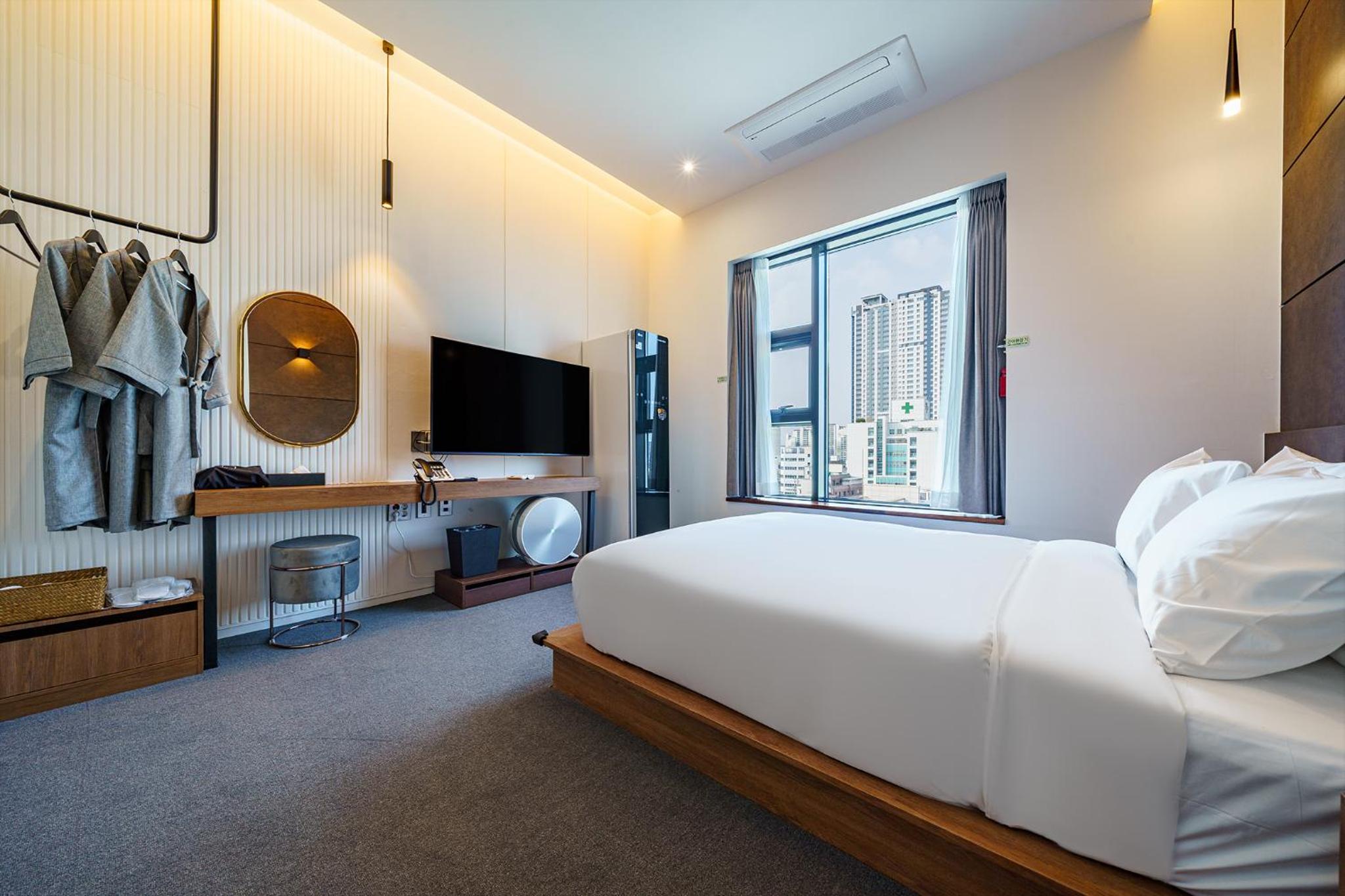Suite with City View photo 3