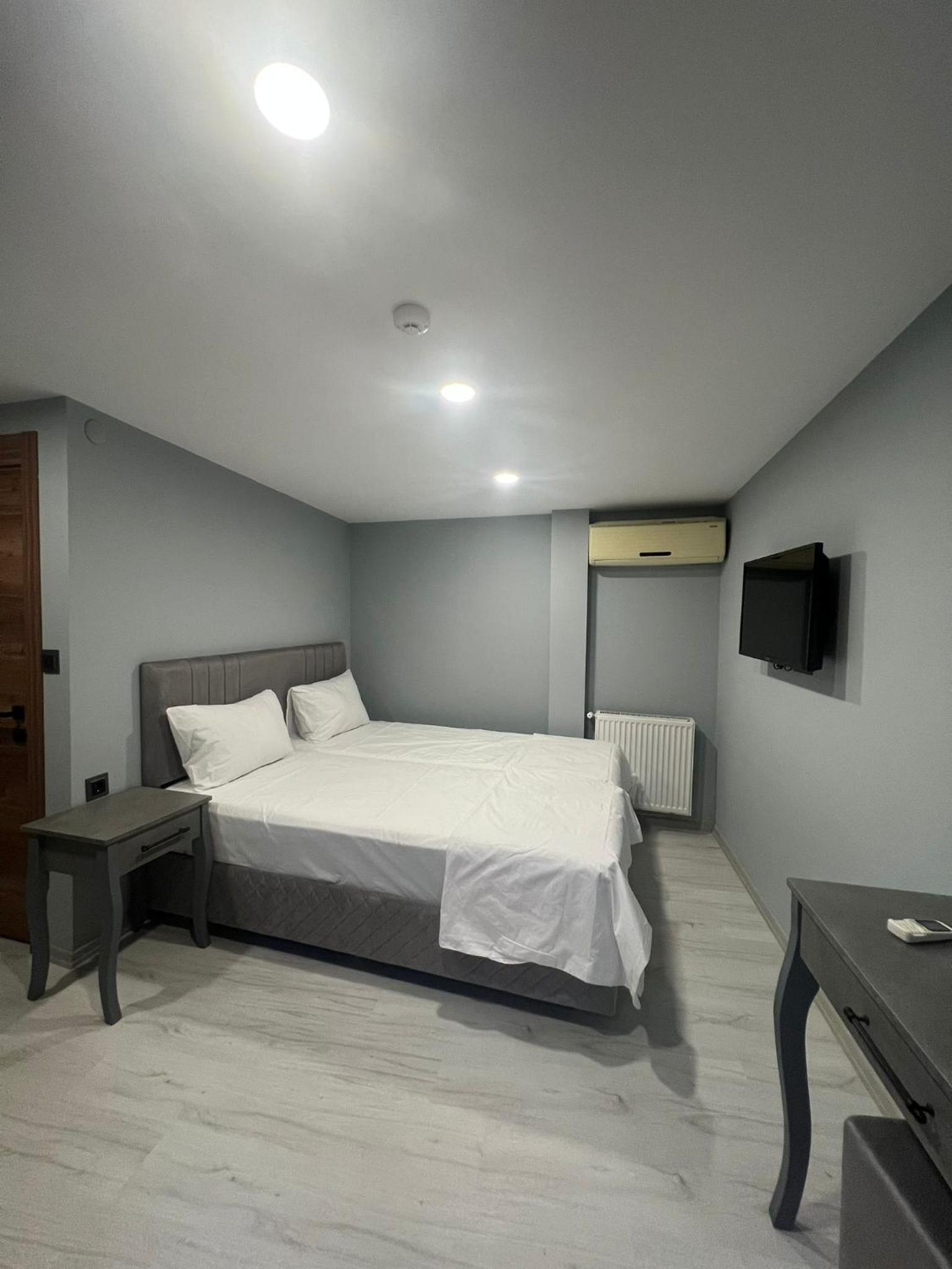 Standard Twin Room photo 1