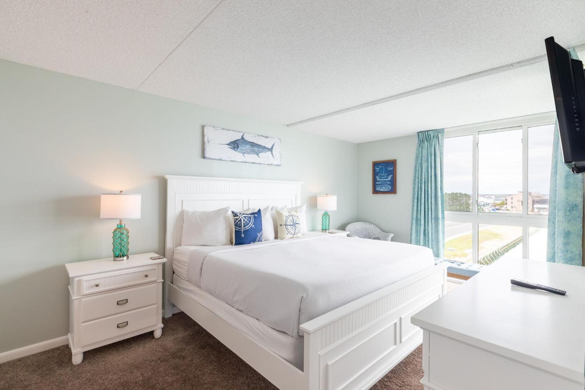 Two-Bedroom Apartment with Bay View