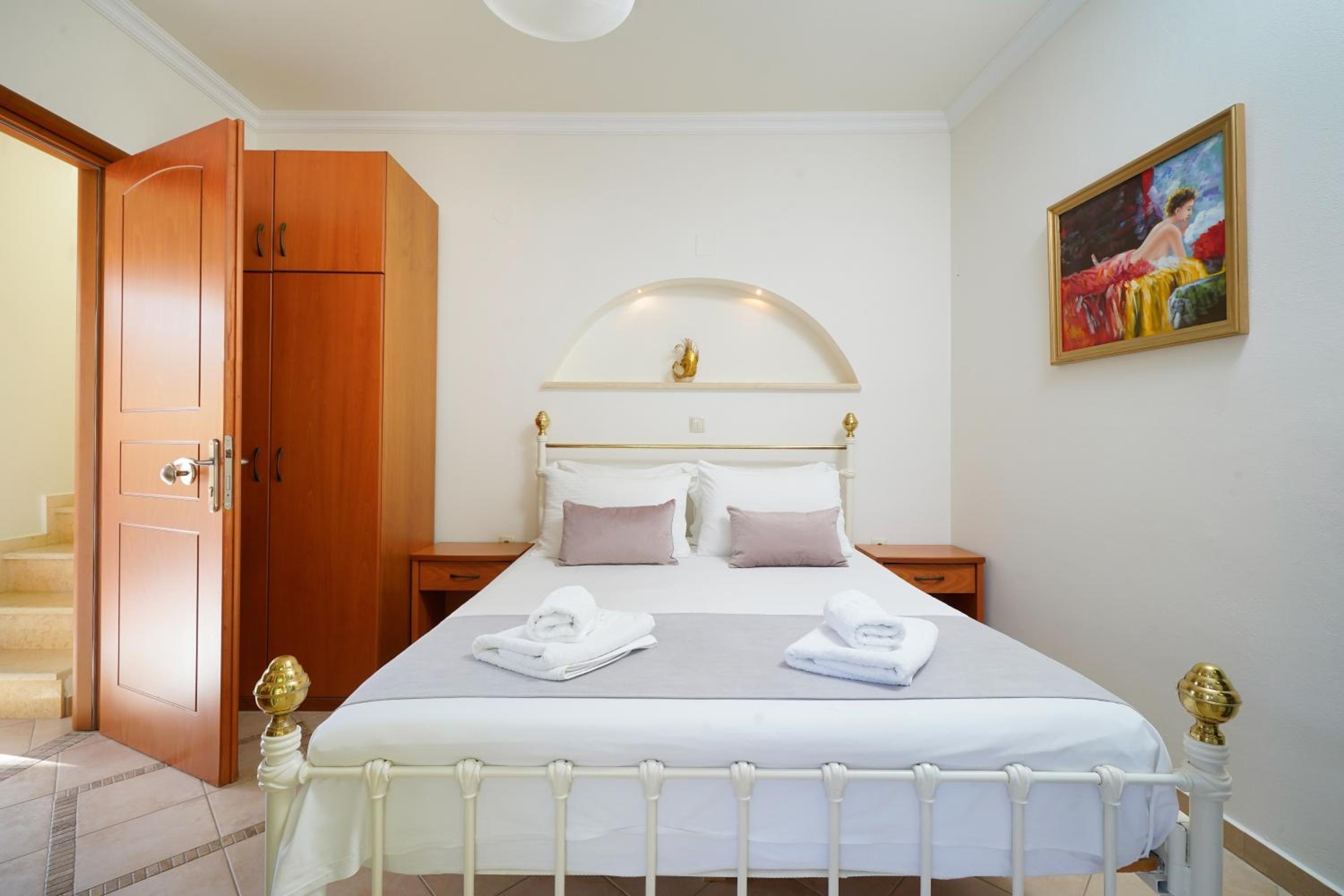 Apartment - Split Level