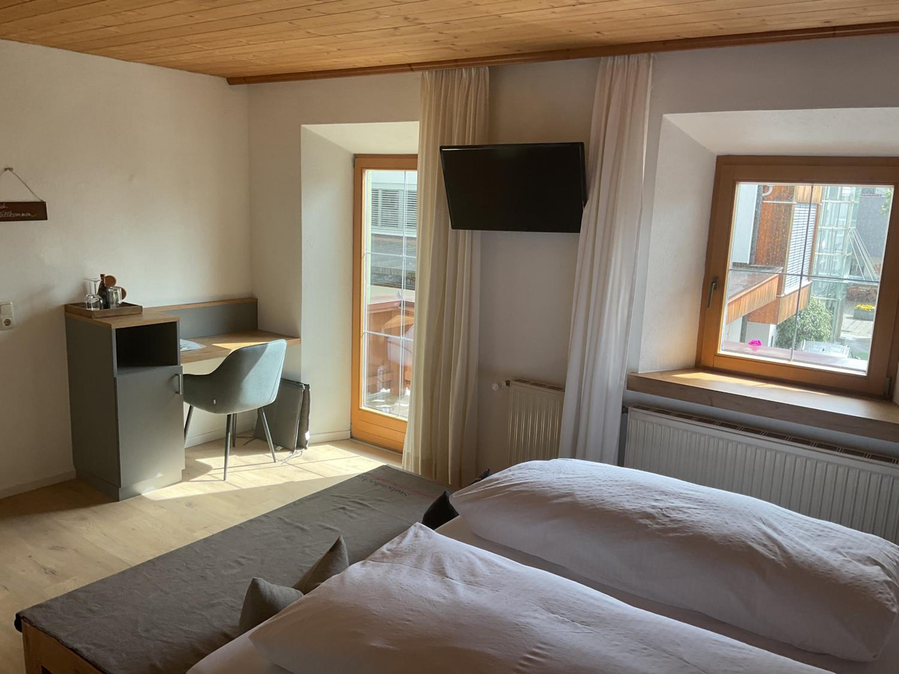 Comfort Double Room with Balcony 3 - Photo 2
