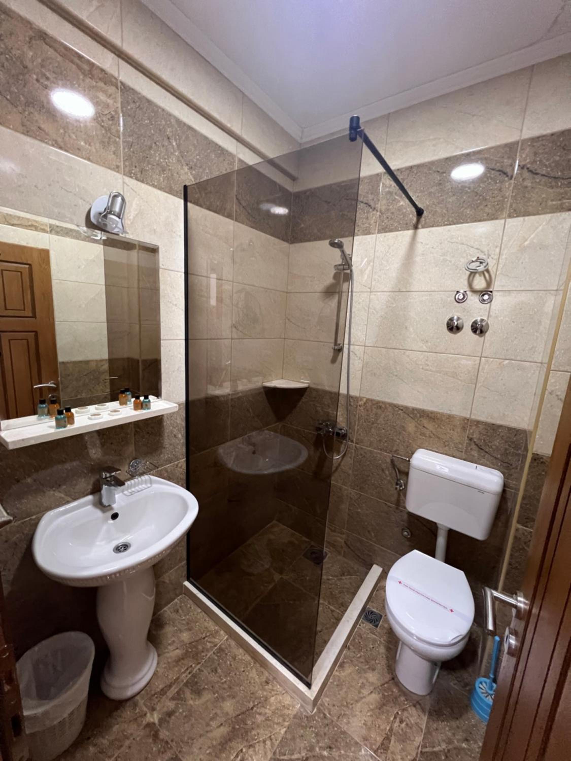 Quadruple Room with Balcony photo 2