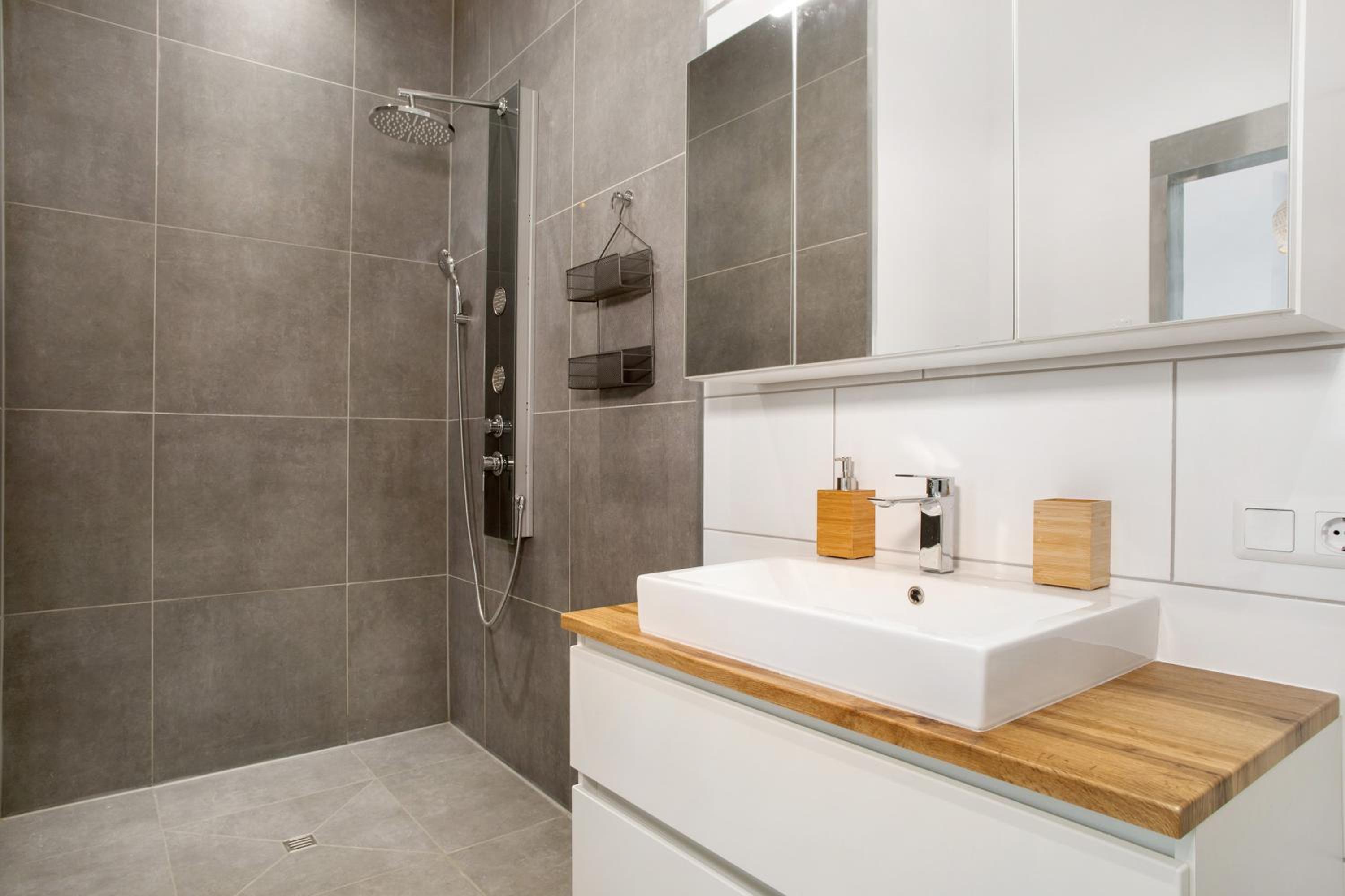 Superior Apartment with City View photo 2
