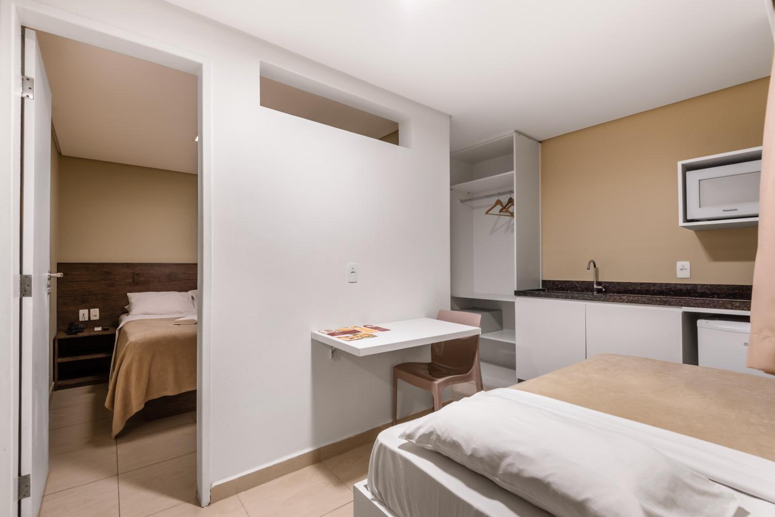 Master Room (3 adults) photo 1