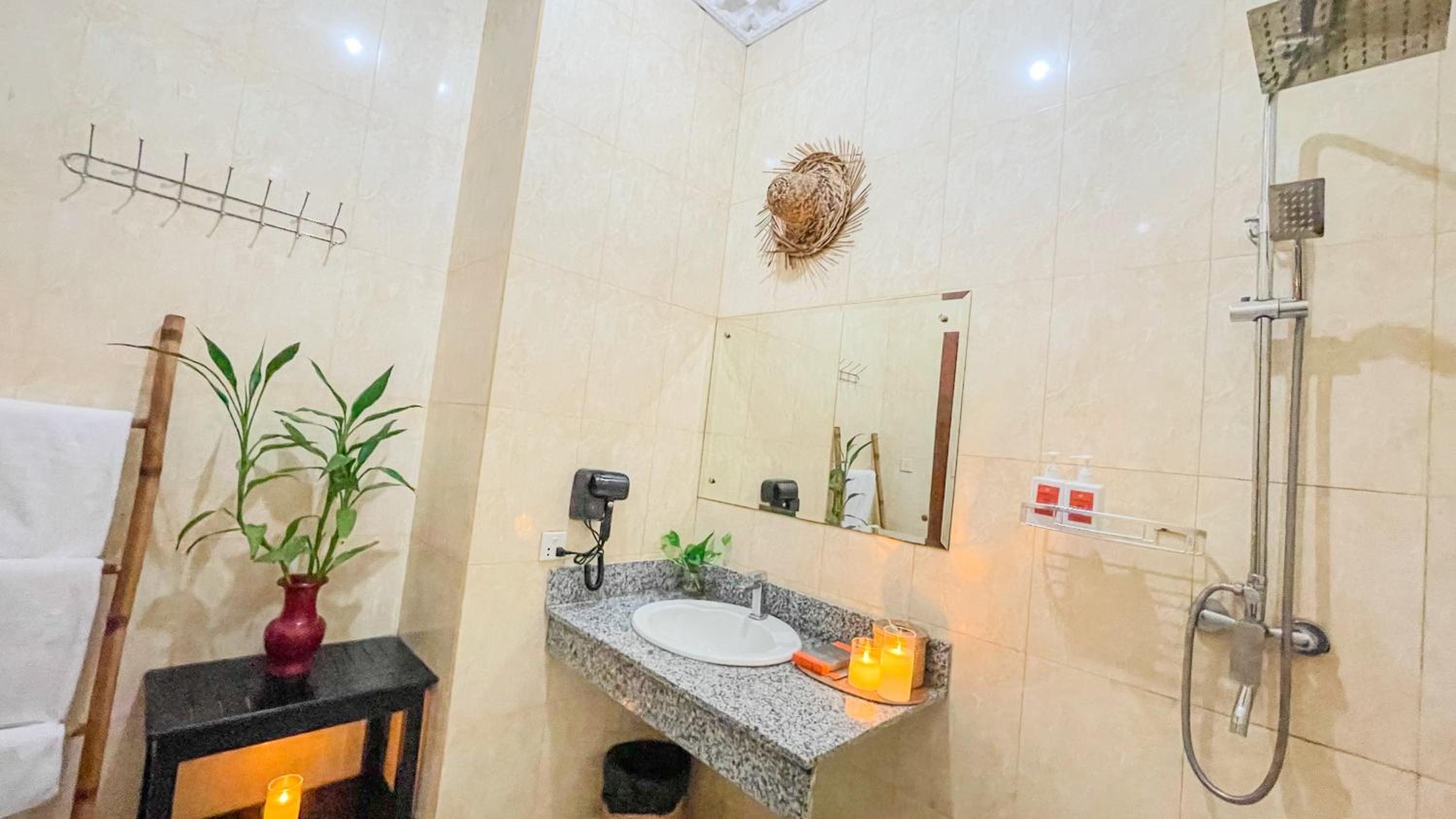 Deluxe Double or Twin Room @ Free Pickup - Photo 7