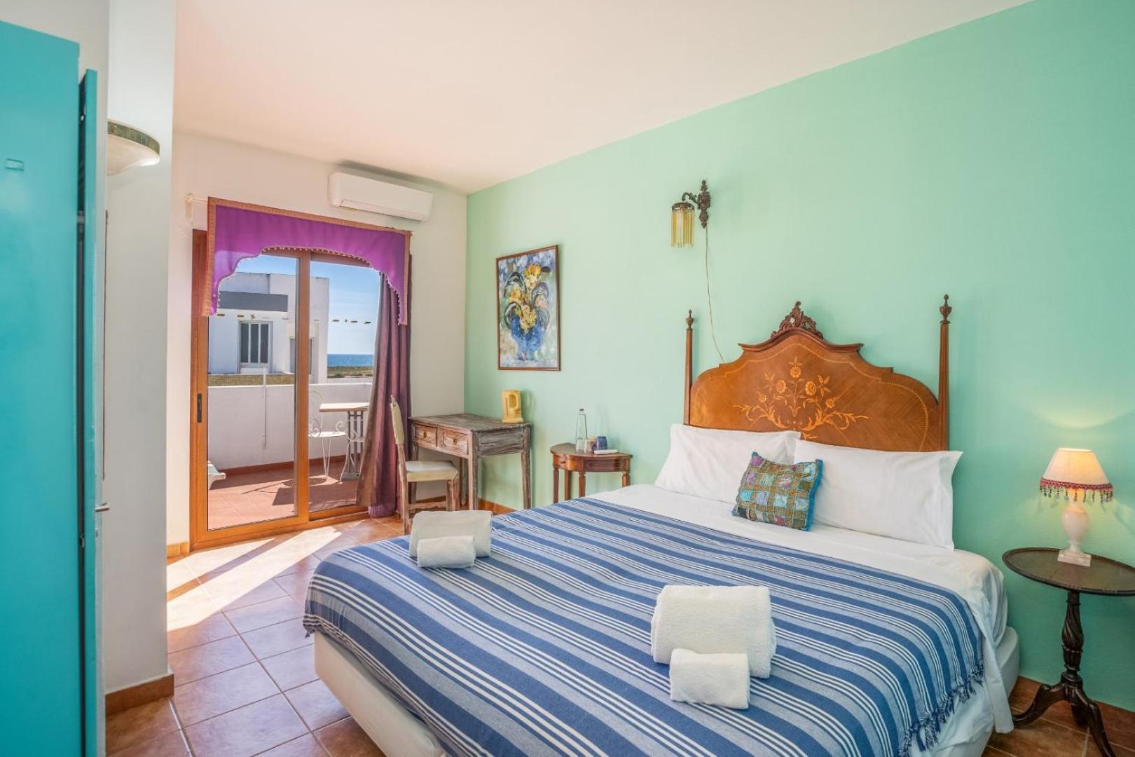Double or Twin Room with Sea View photo 1