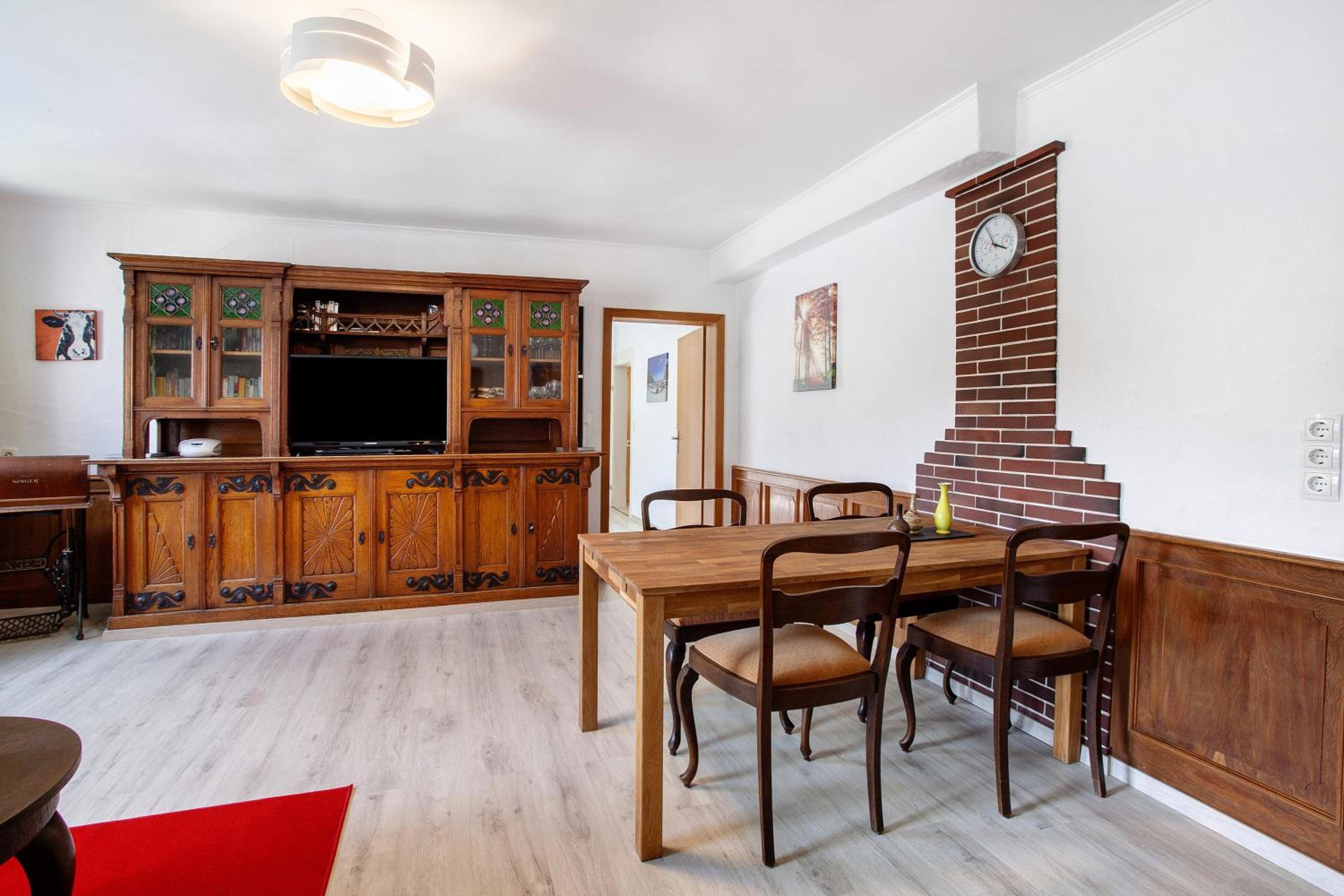 One-Bedroom Apartment with Garden View photo 3