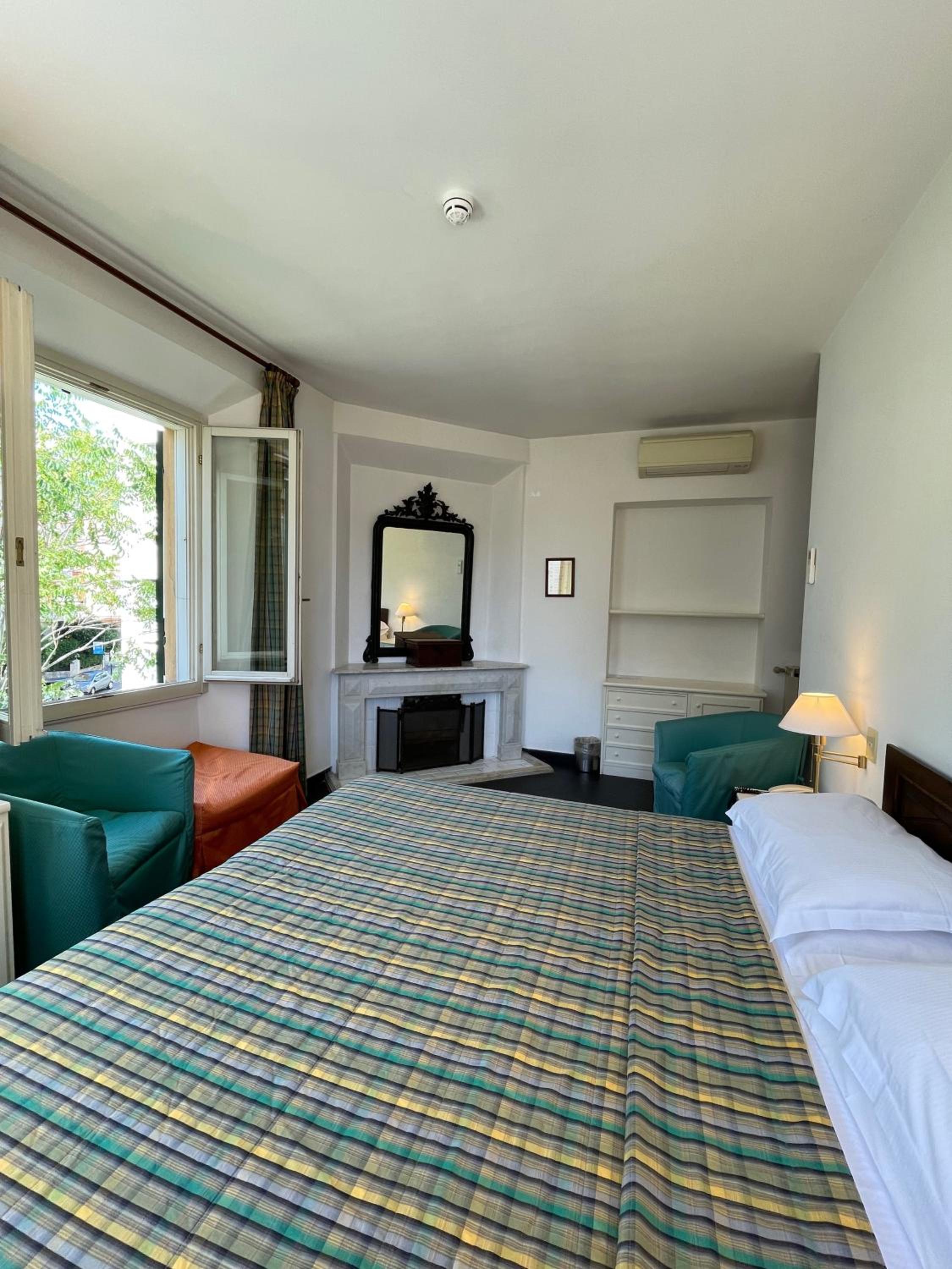 Double or Twin Room photo 1