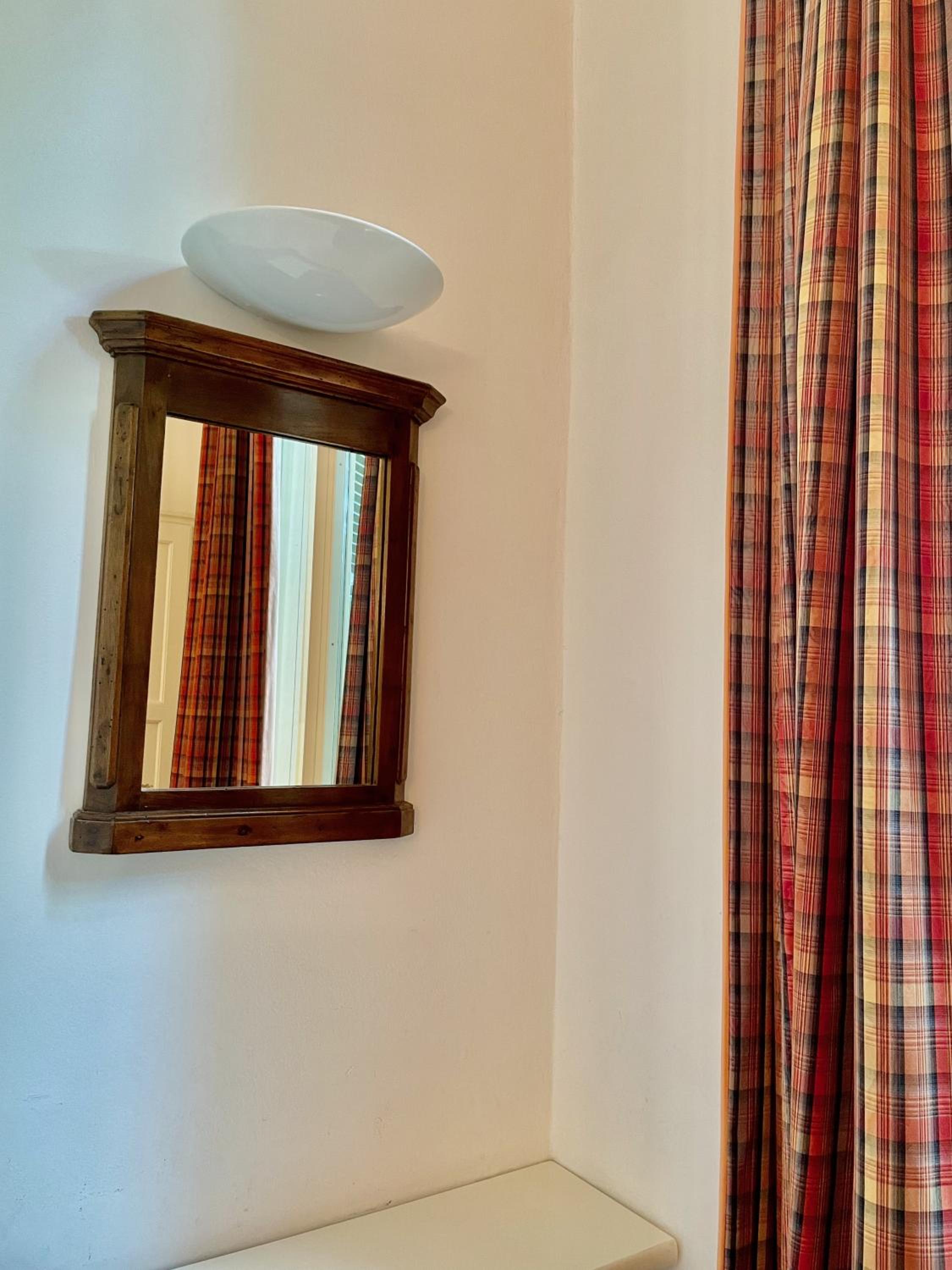Double or Twin Room - Photo 2