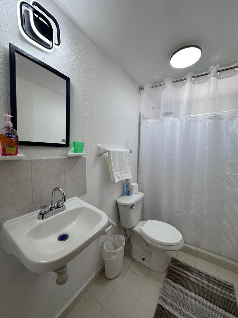 Three-Bedroom Apartment photo 3