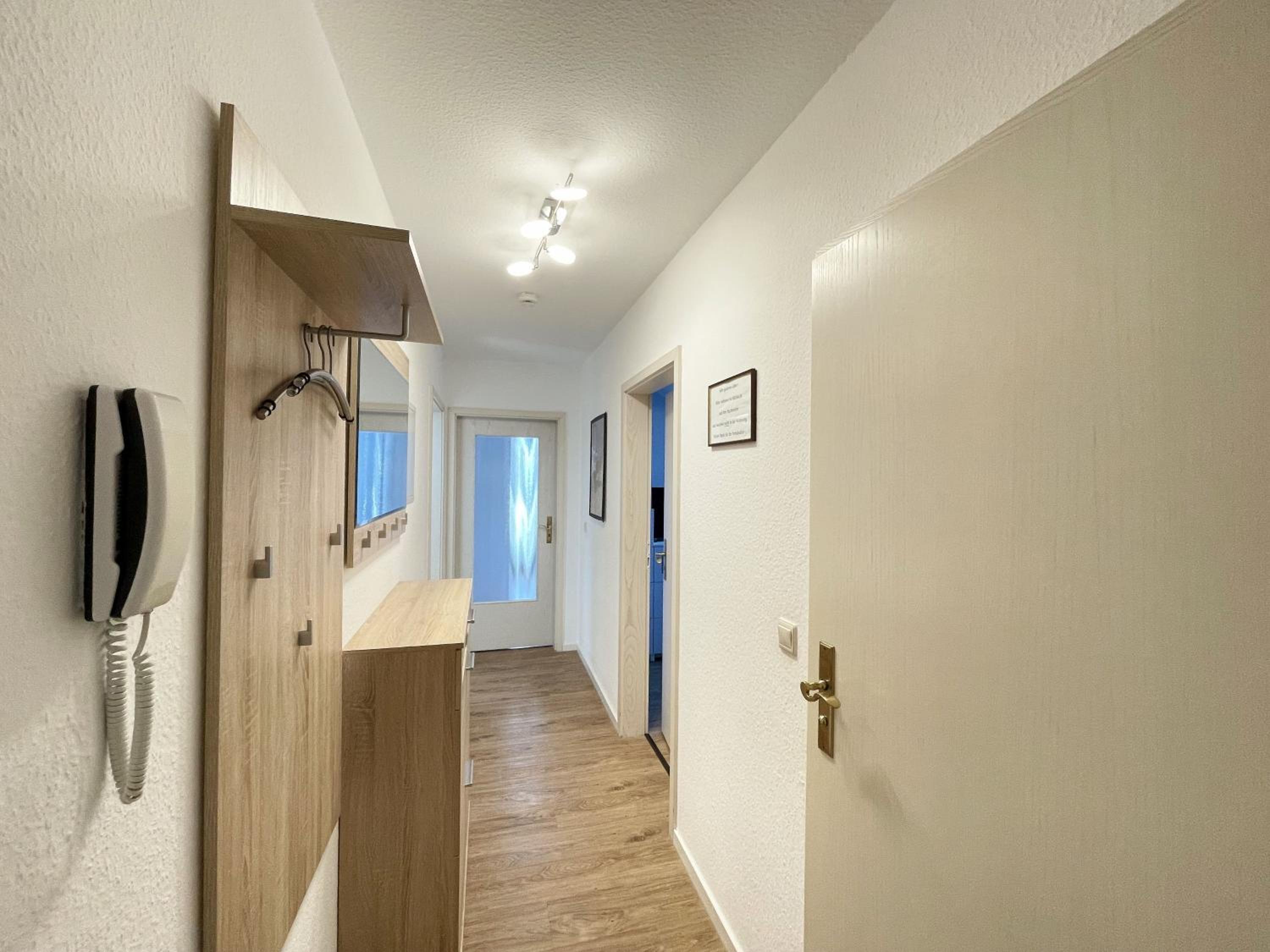 Two-Bedroom Apartment with Balcony photo 3