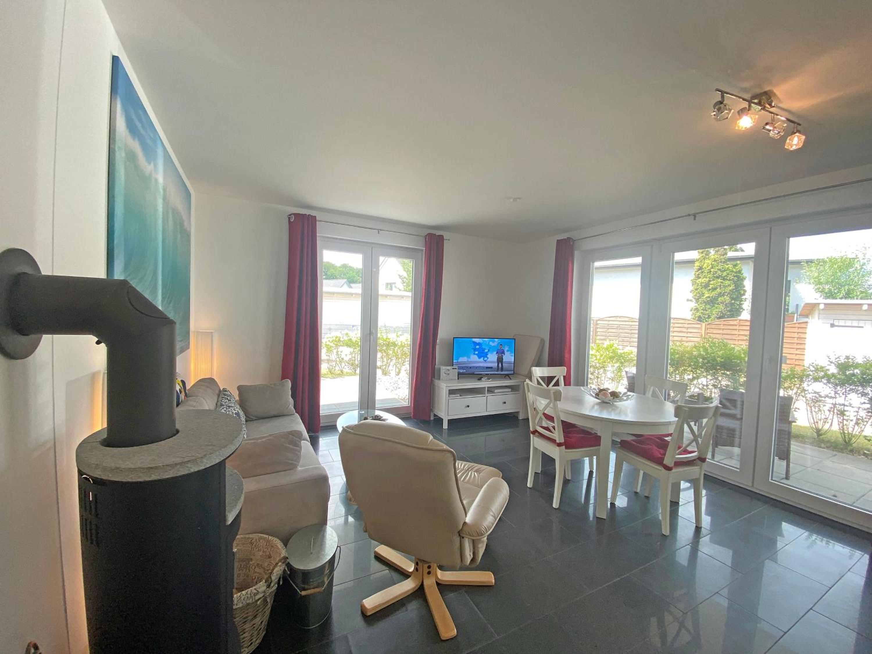 Two-Bedroom Apartment with Terrace photo 1