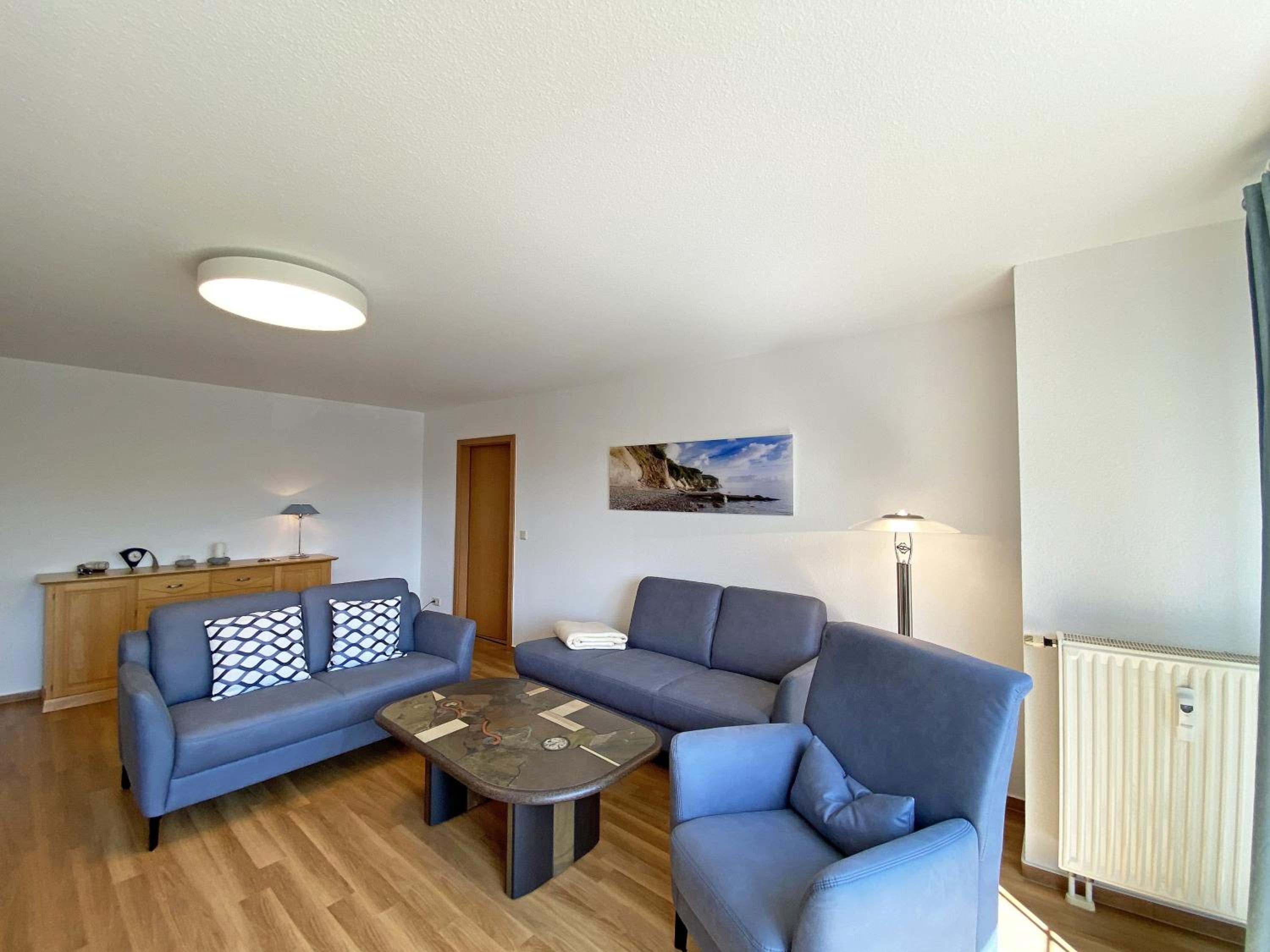 Two-Bedroom Apartment with Balcony photo 1