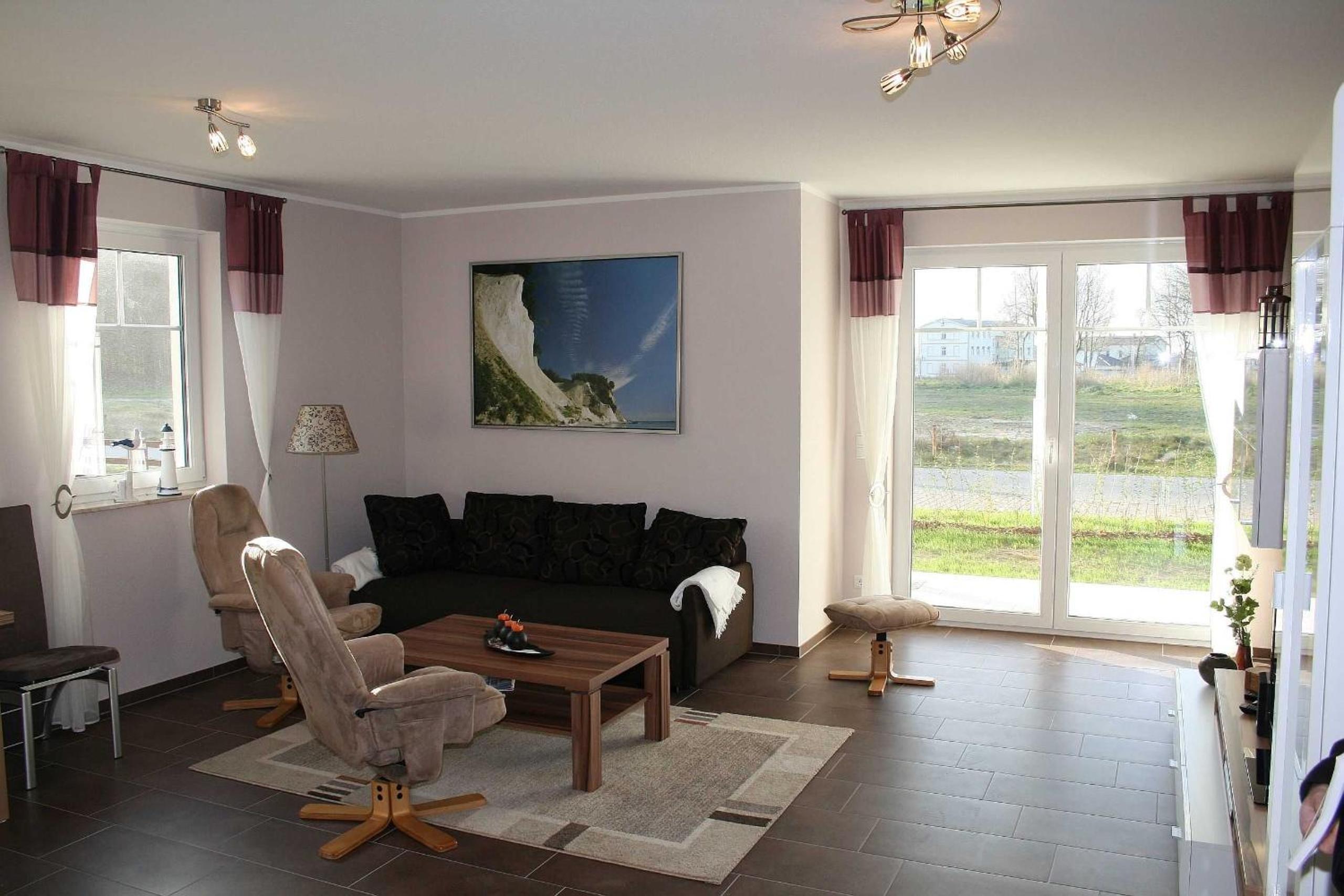 One-Bedroom Apartment with Terrace photo 3