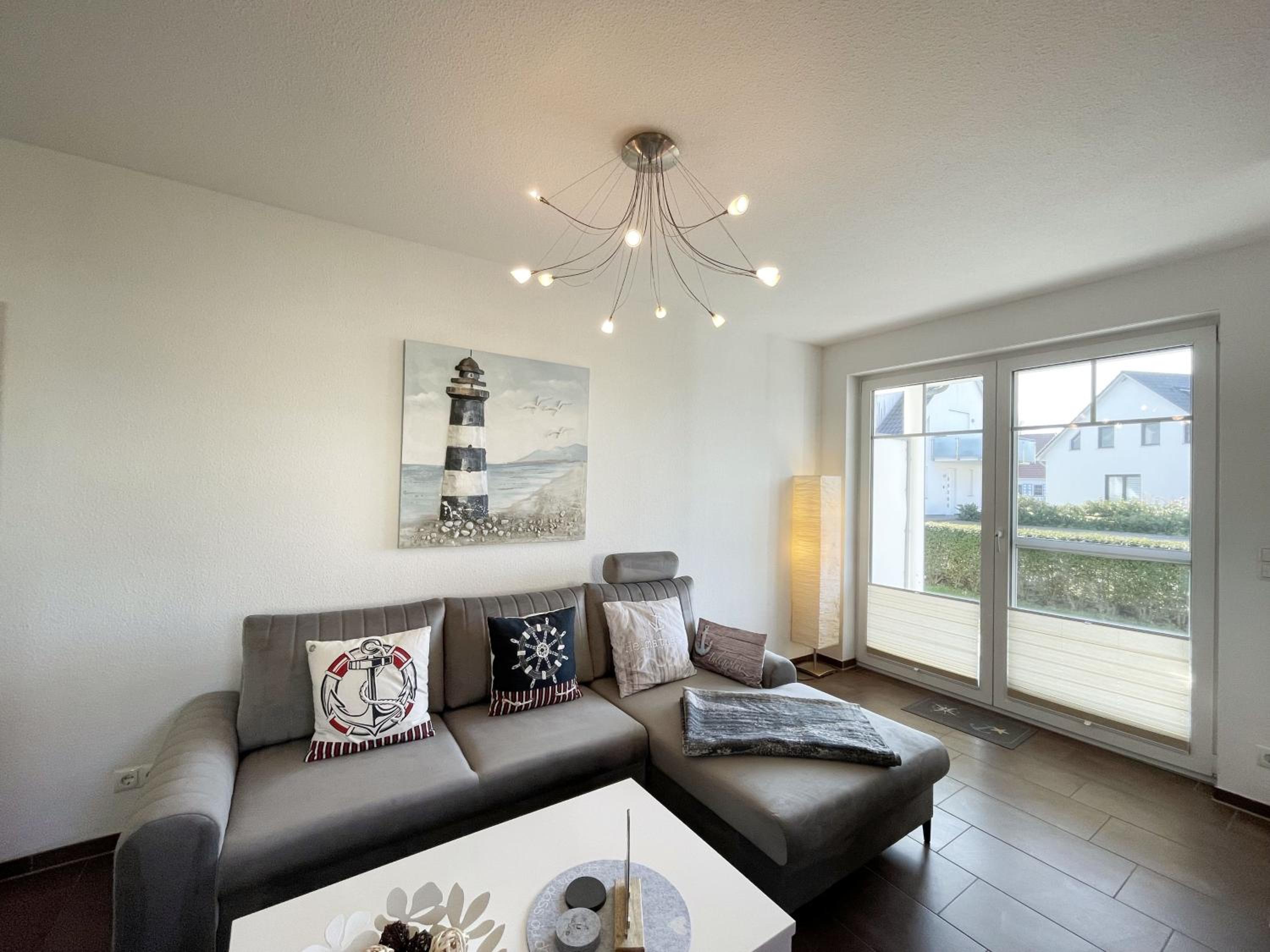 One-Bedroom Apartment with Terrace photo 1