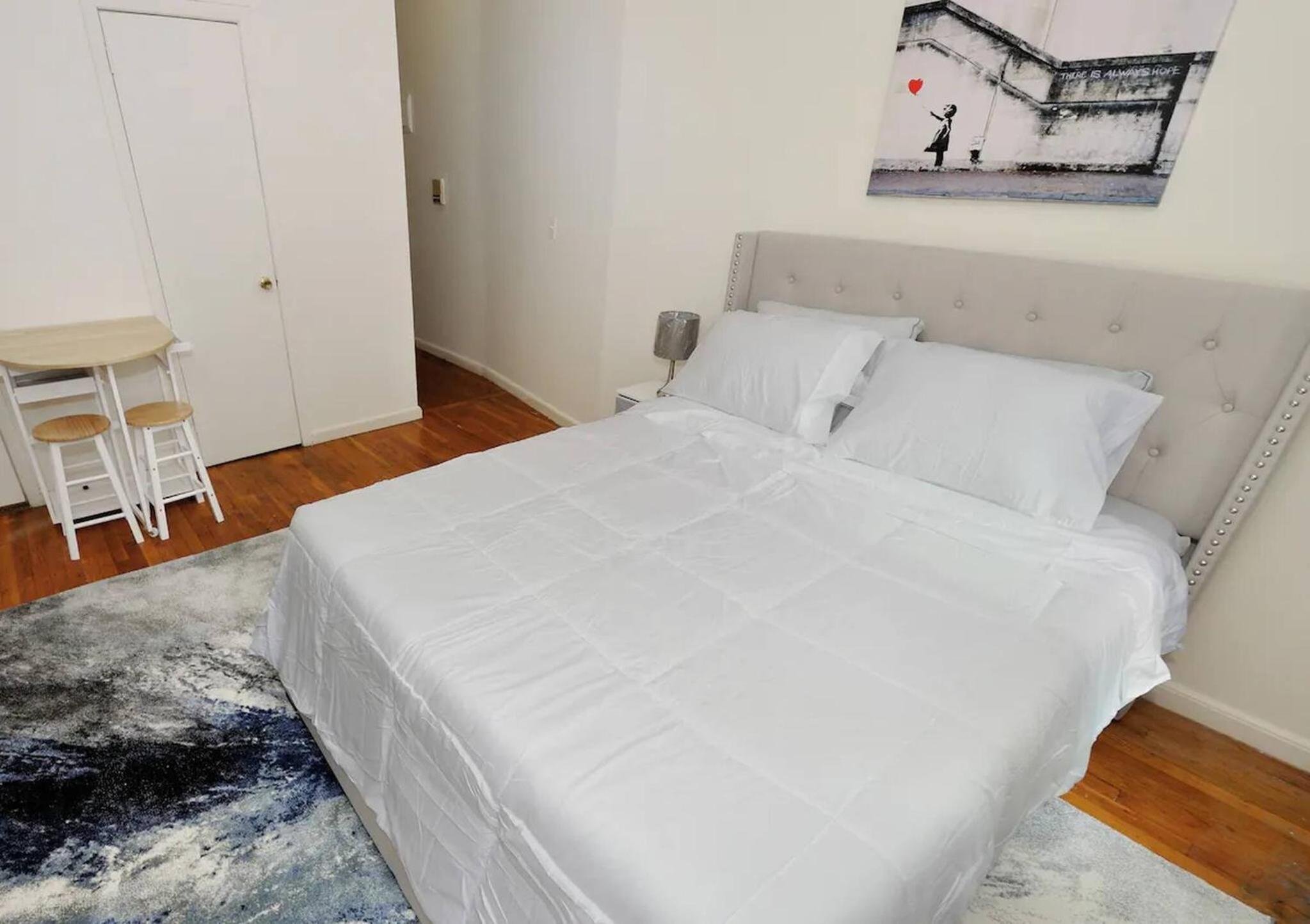 Apartment photo 1
