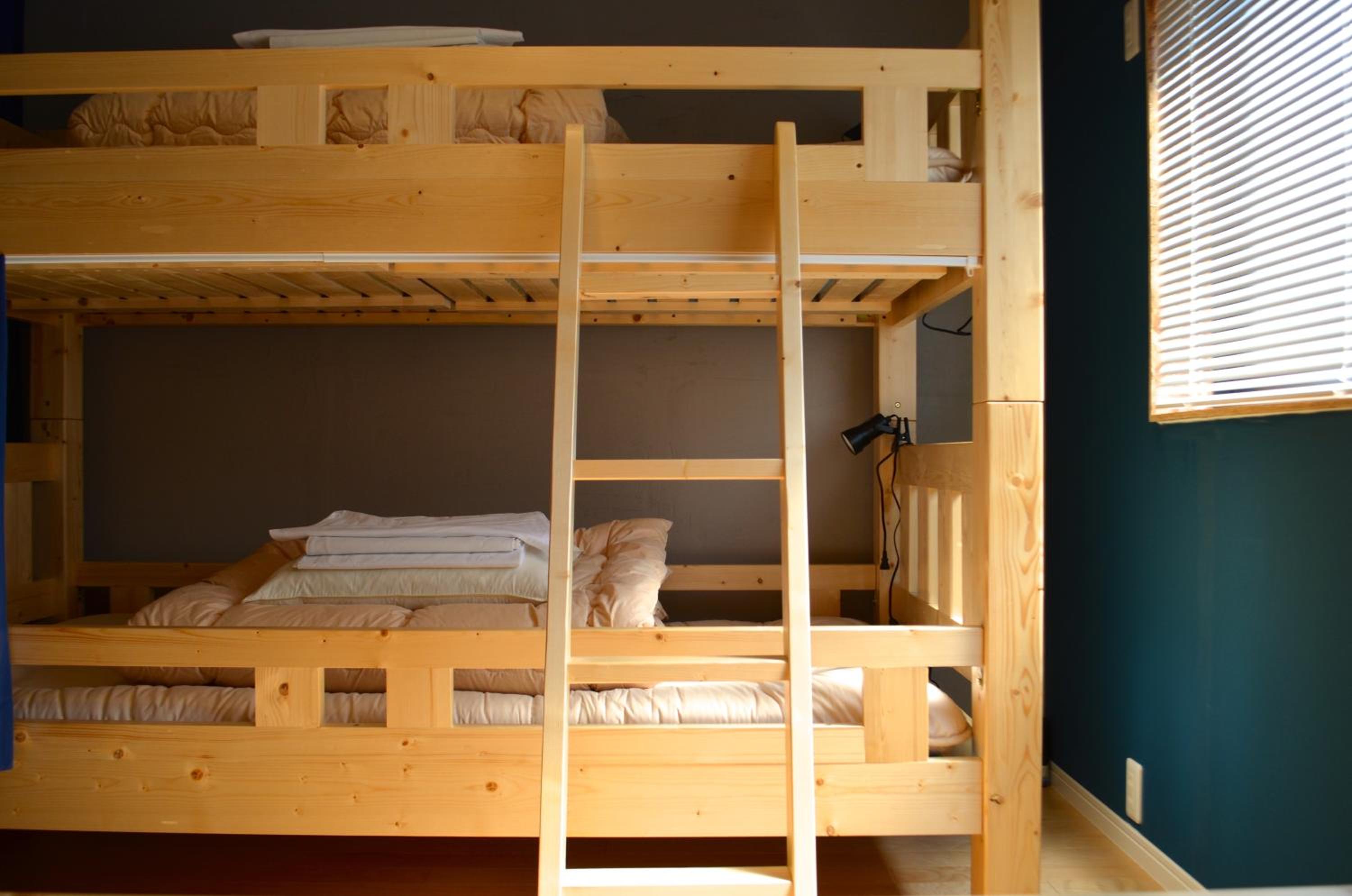 Bed in 8-Bed Mixed Dormitory Room photo 2