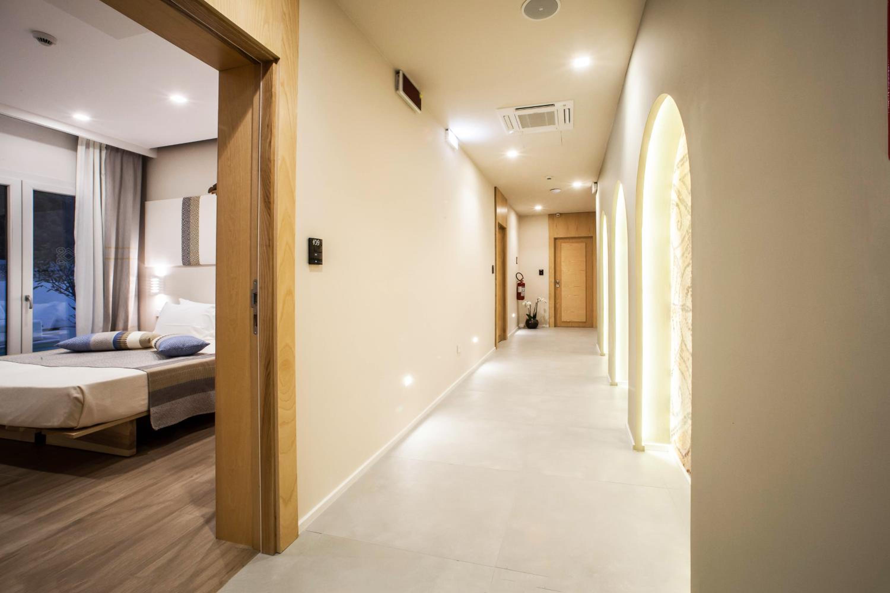 Standard Double Or Twin Room - Photo 7