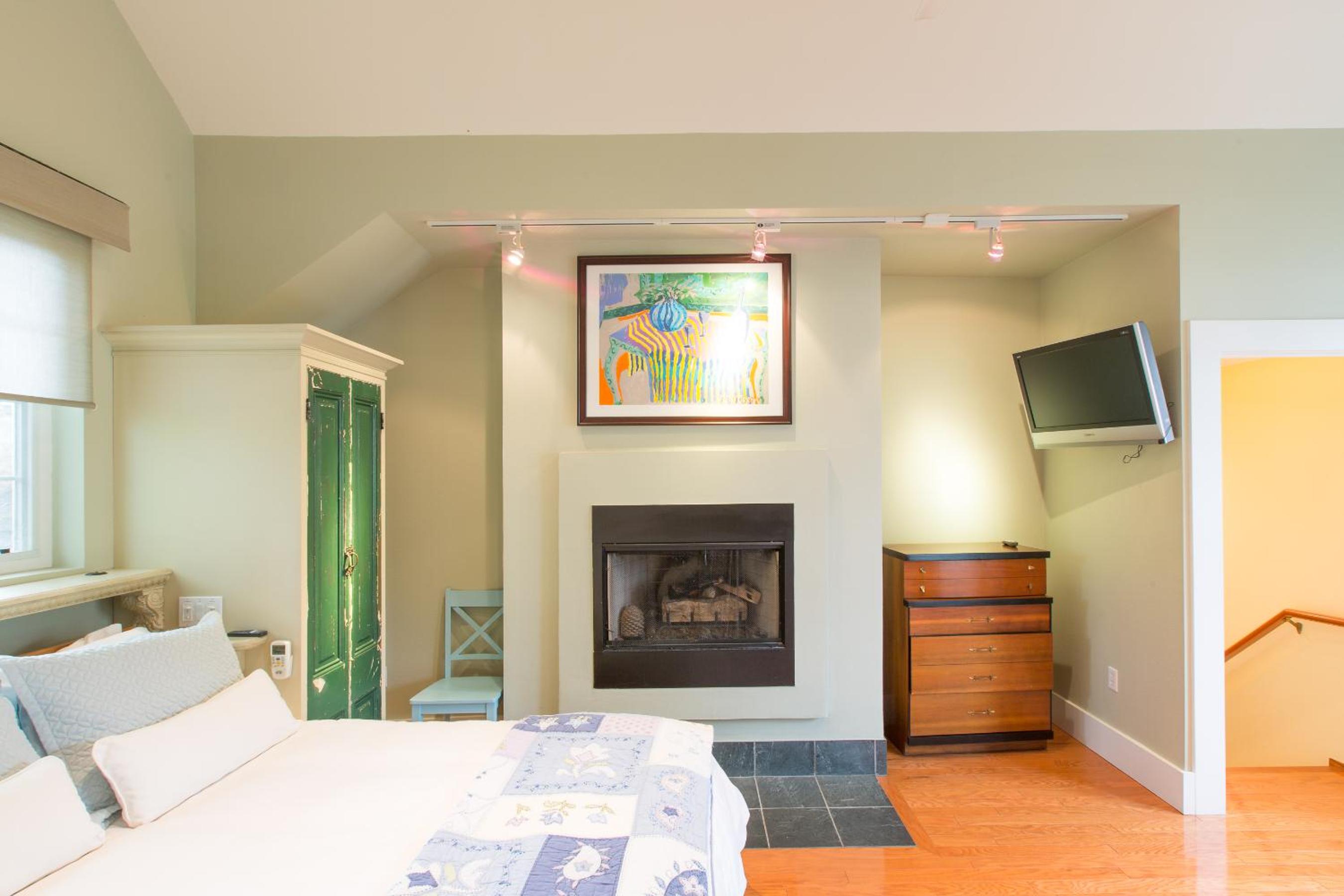 Deluxe Queen Room photo 1