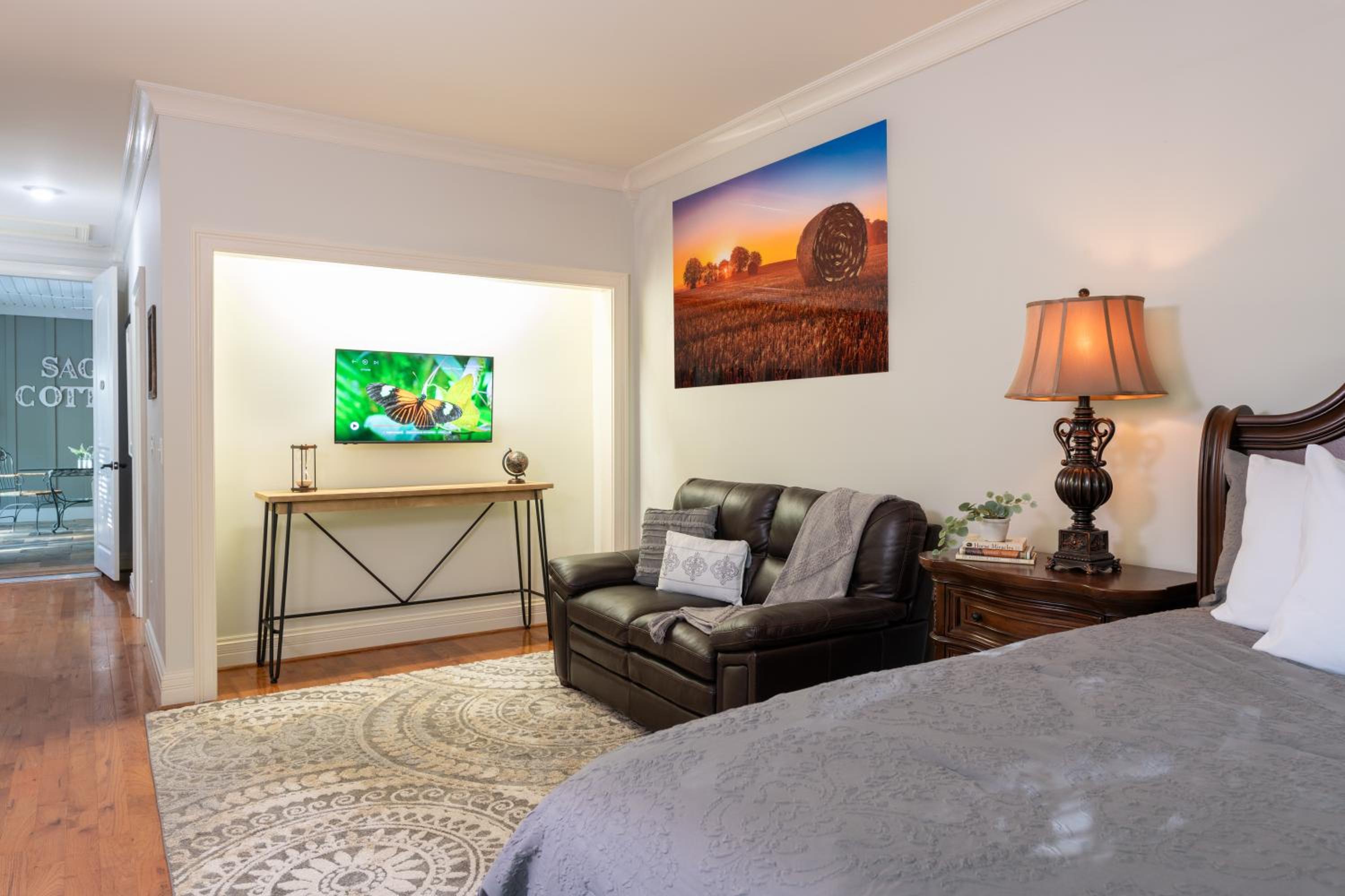 Superior King Room photo 3