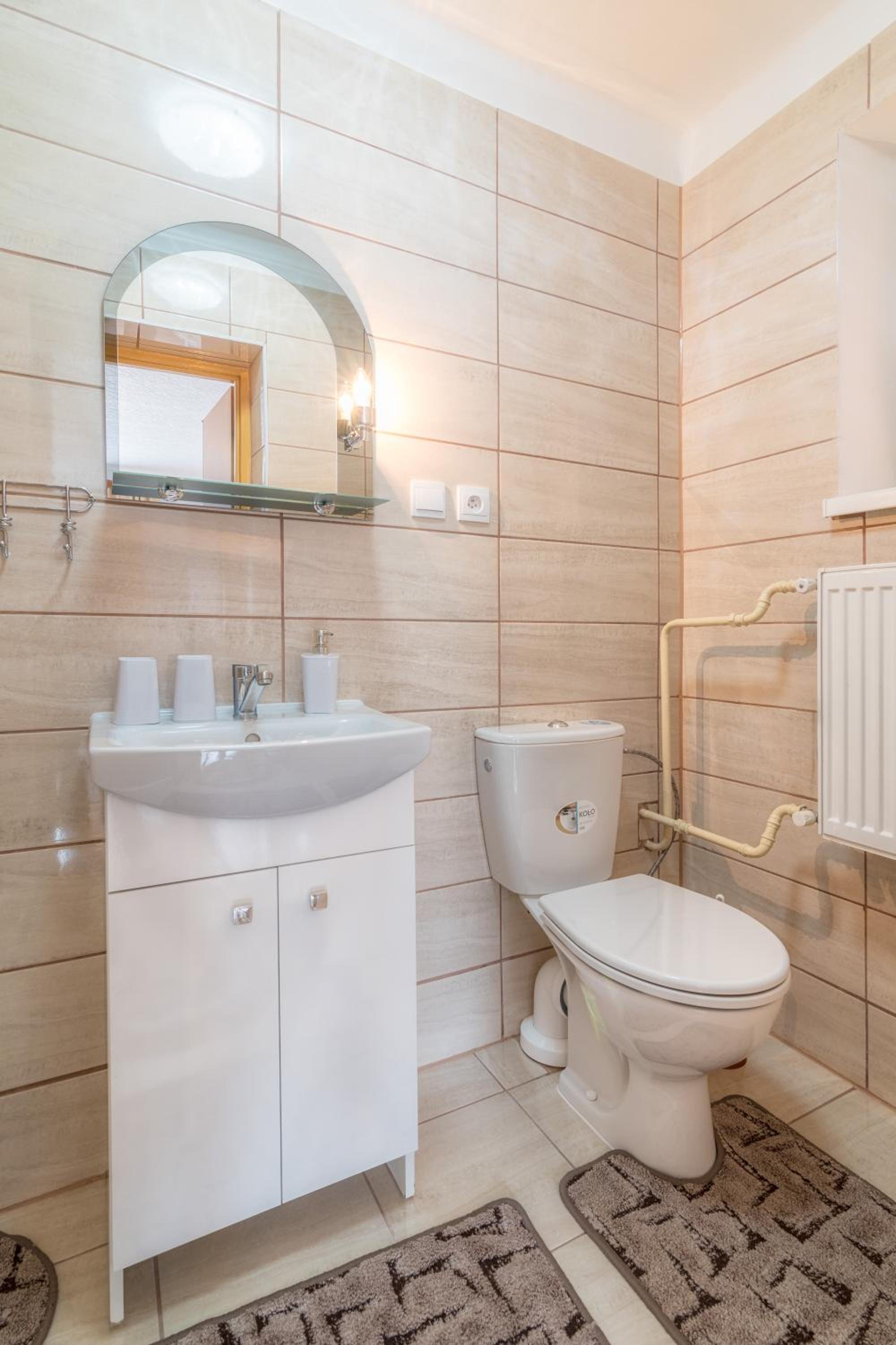 Triple Room with Private Bathroom photo 2