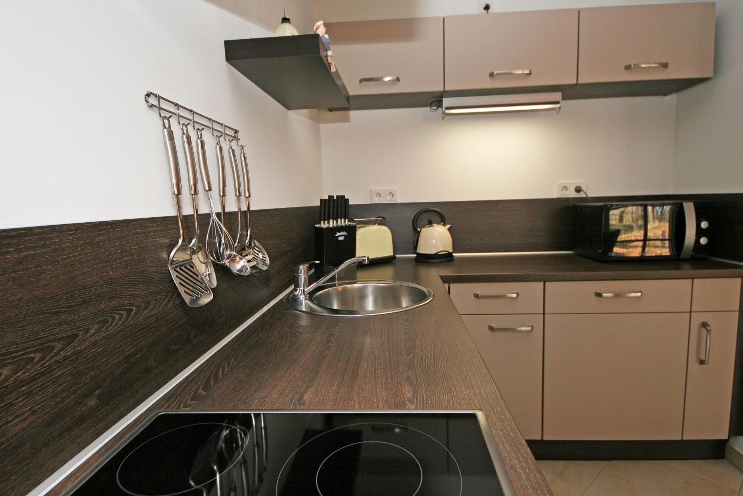 One-Bedroom Apartment with Terrace photo 3