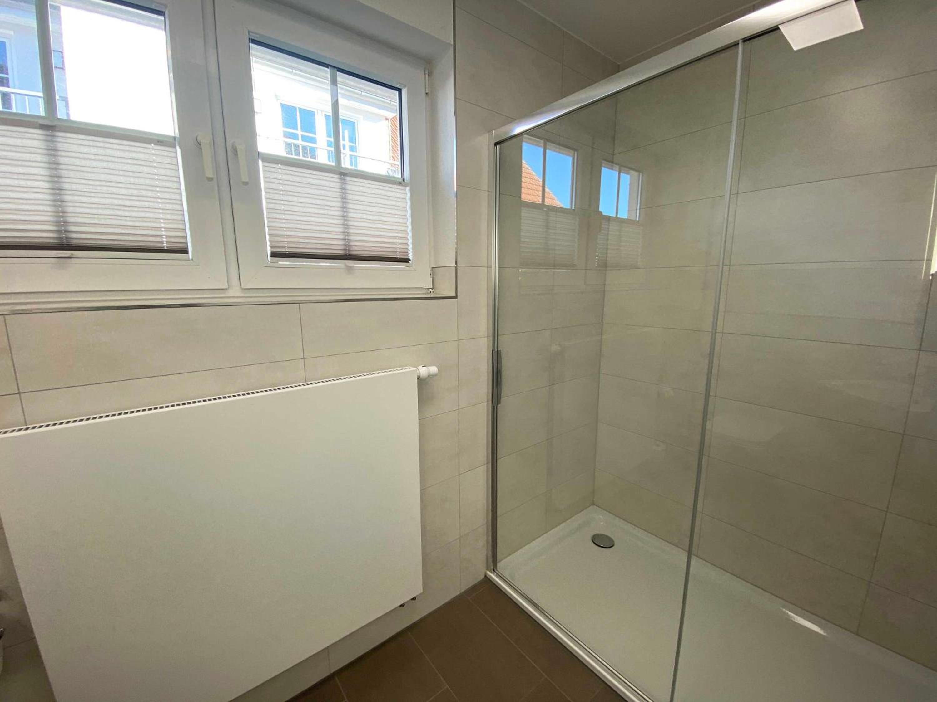 One-Bedroom Apartment with Terrace photo 2