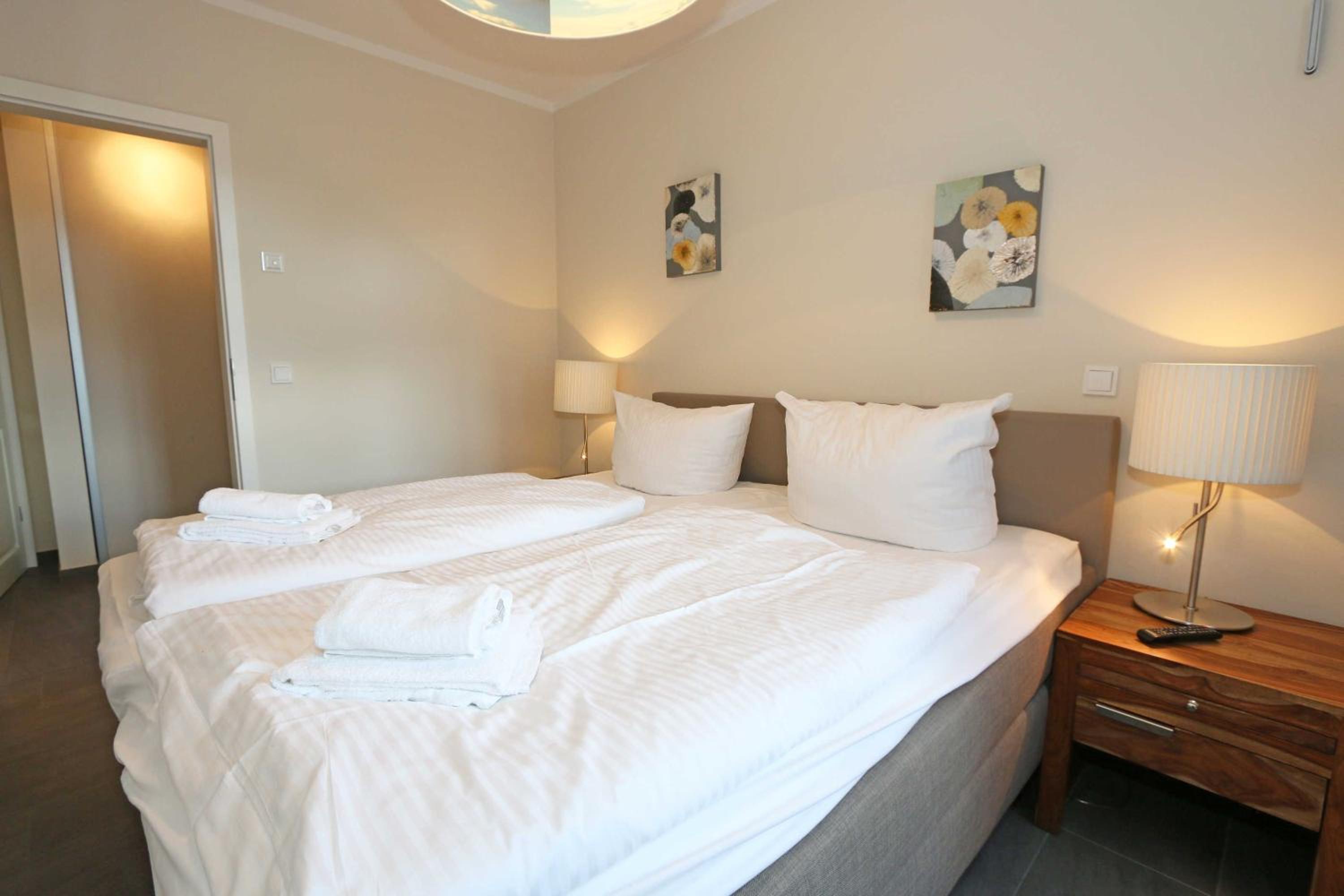 Two-Bedroom Apartment with Terrace photo 2