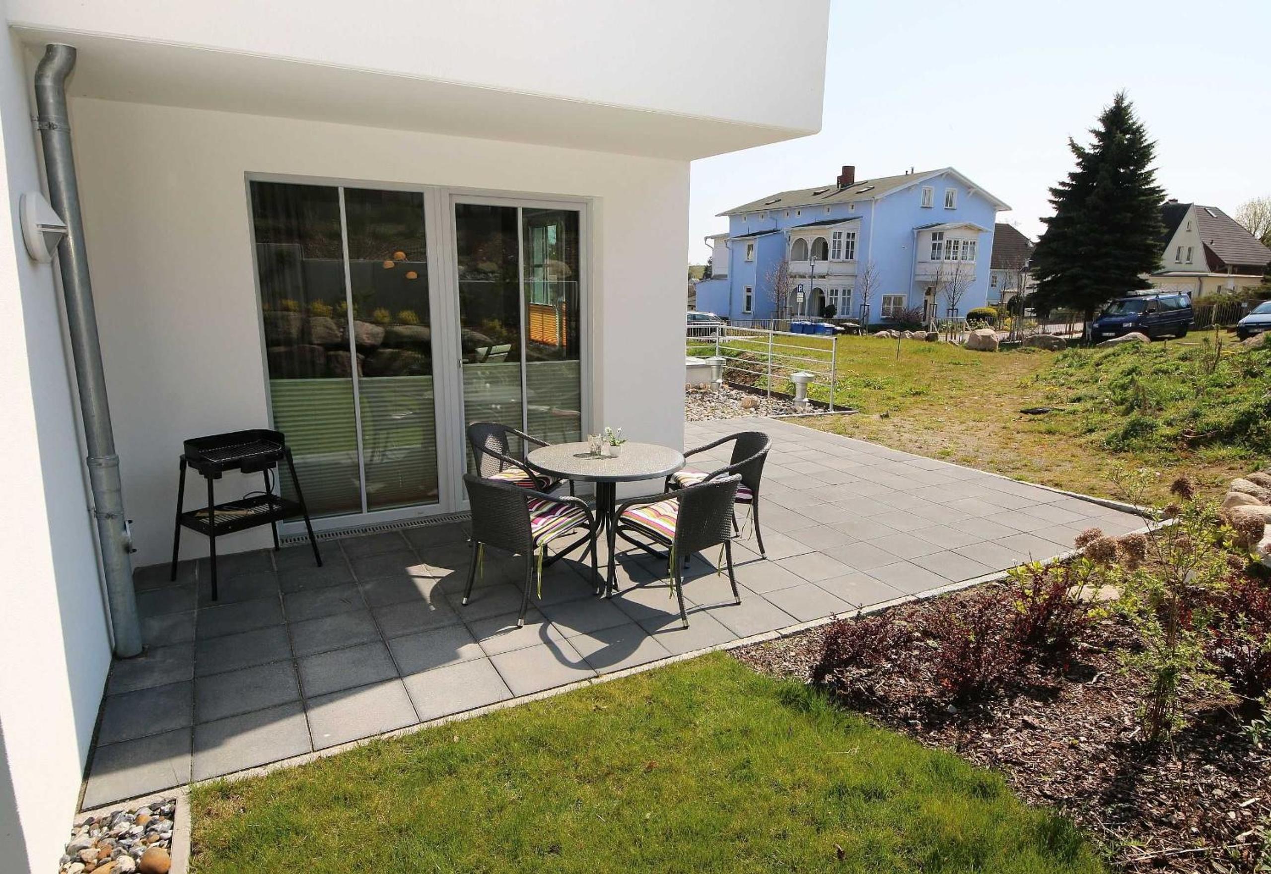 Two-Bedroom Apartment with Terrace photo 2