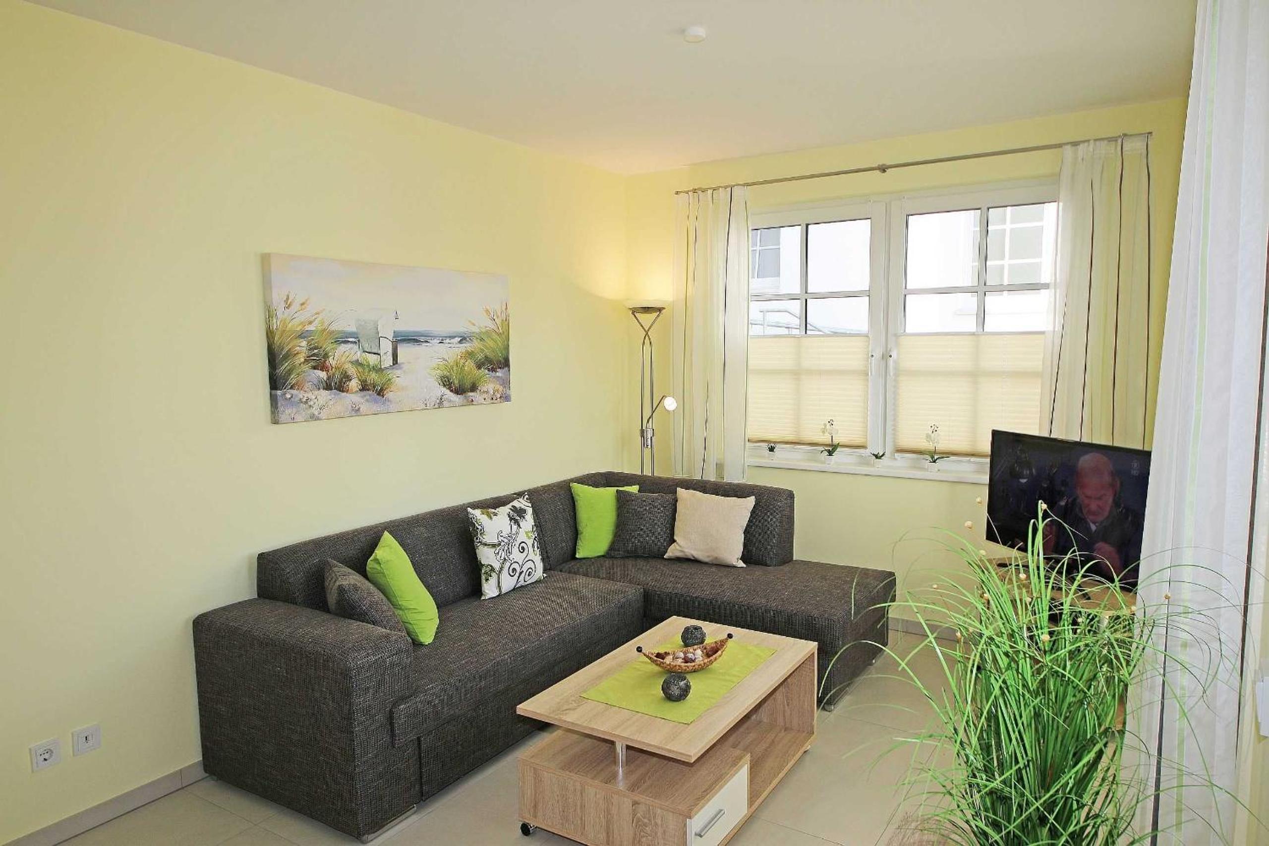 One-Bedroom Apartment with Terrace photo 1