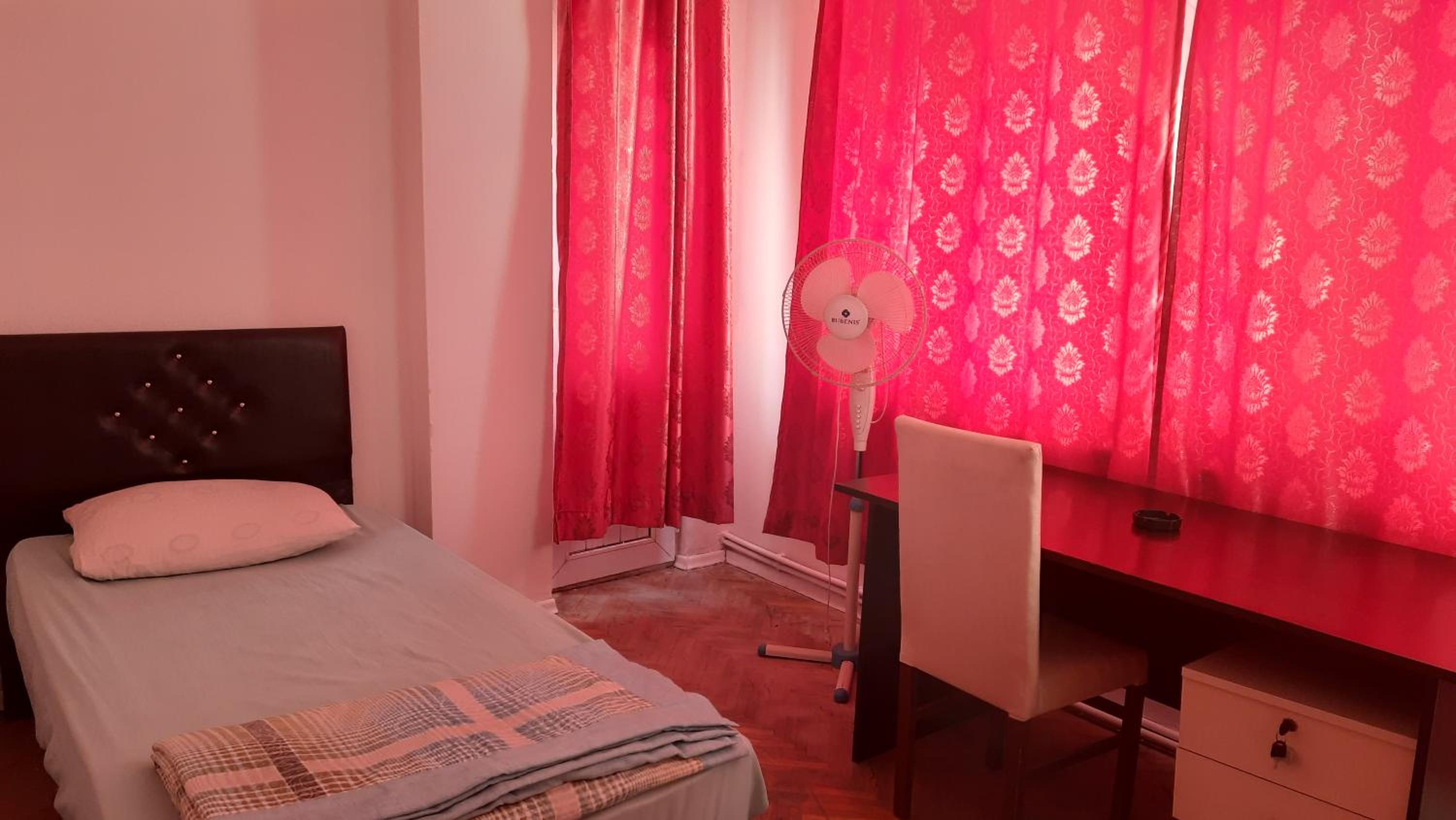 Deluxe Single Room With Balcony photo 1