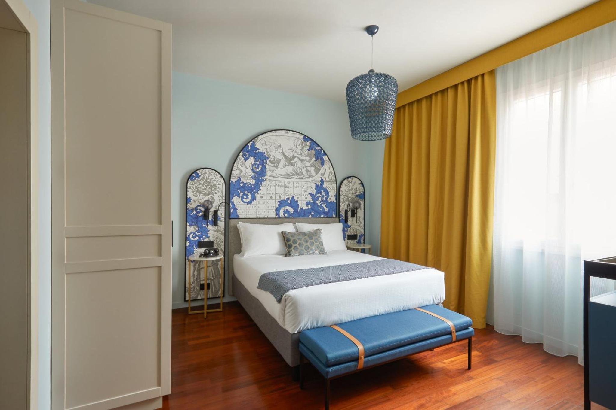 Standard Queen Room - Accessible