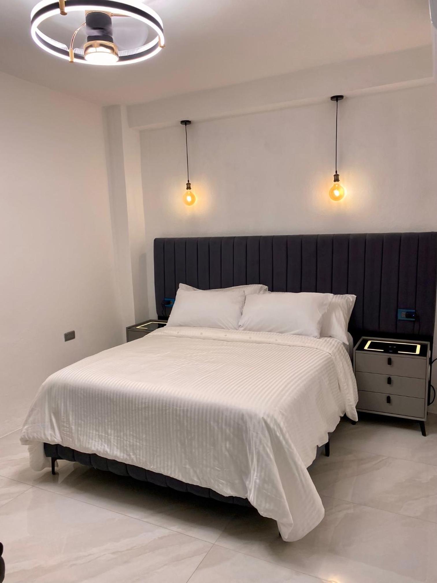 Standard Queen Room photo 1
